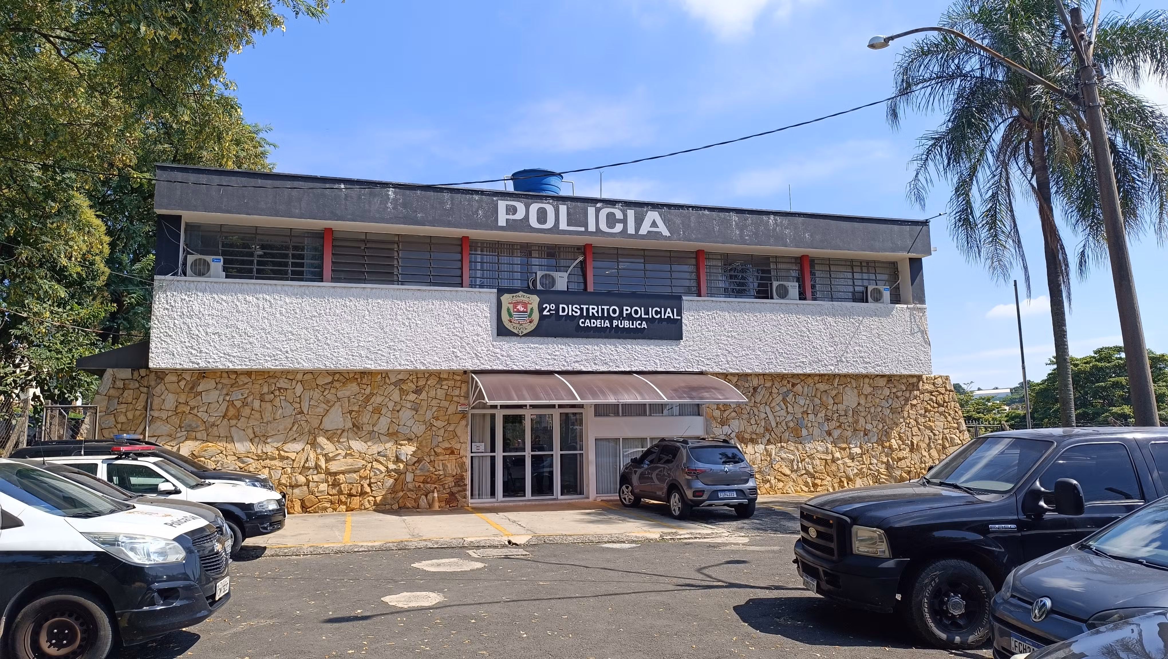Dois suspeitos morrem baleados após abordagem policial em Campinas
