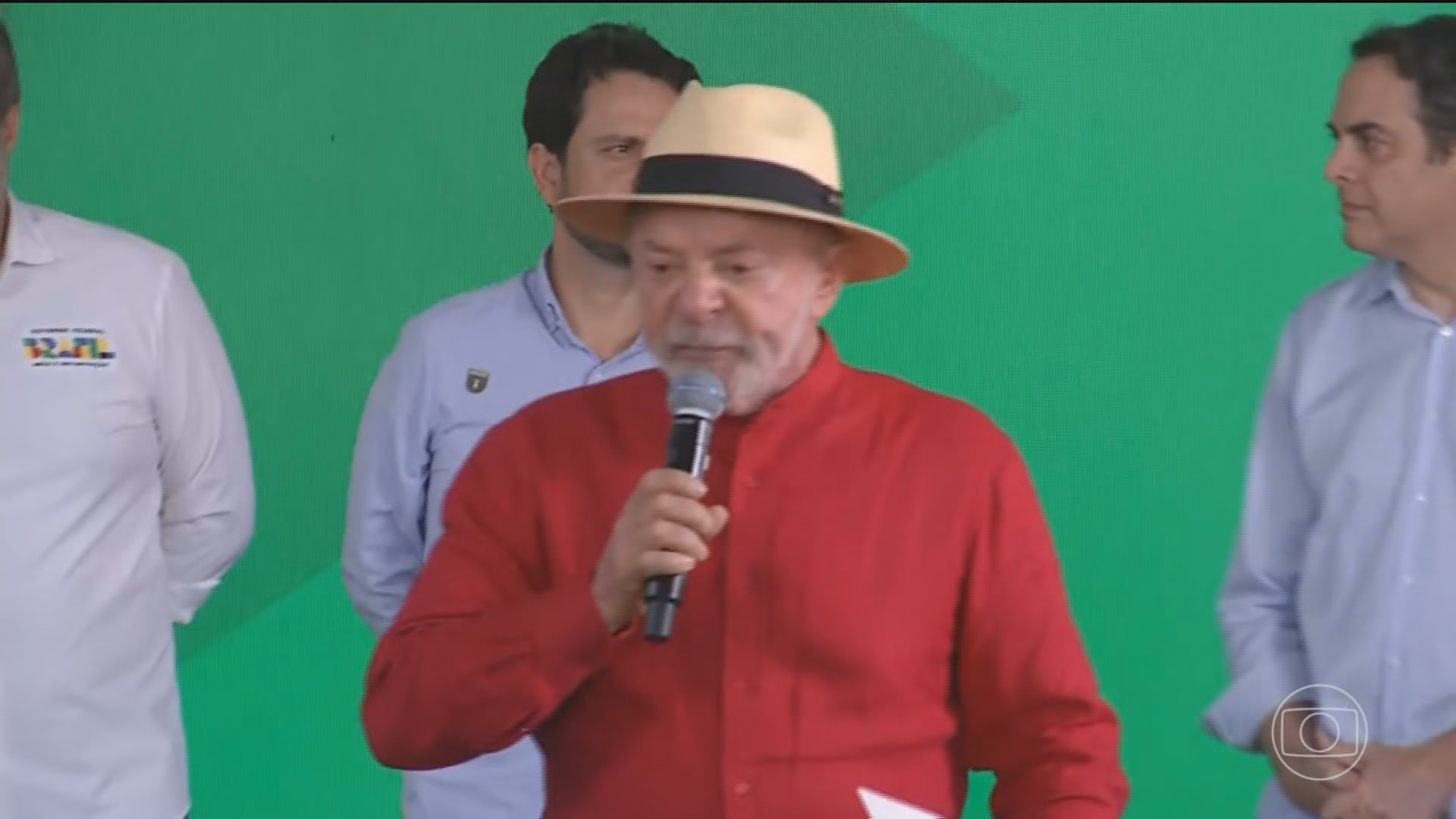 Pesquisas reforçam aposta da campanha de Lula na aprovação das PECs do fim da escala 6x1 e da Segurança Pública