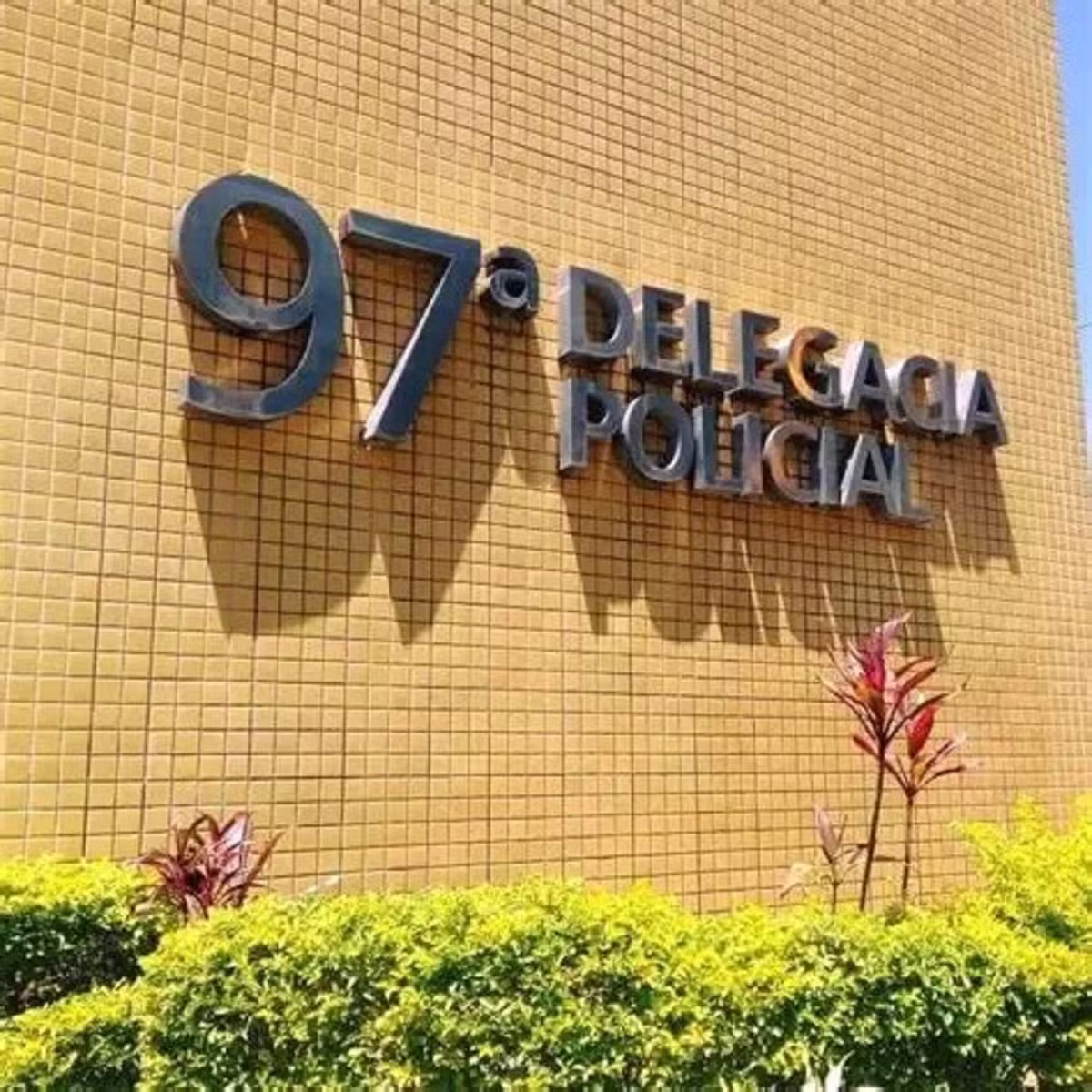 Homem é preso após agredir mulher e ser filmado pelo próprio filho em Mendes