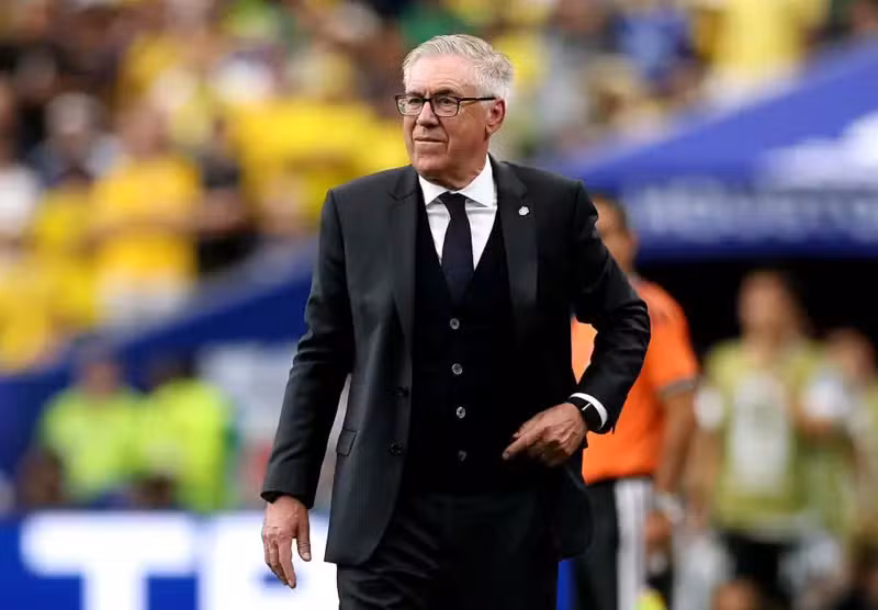 'Ancelotti é antídoto do Brasil contra o caos': imprensa internacional enaltece técnico, mas vê Seleção longe de convencer