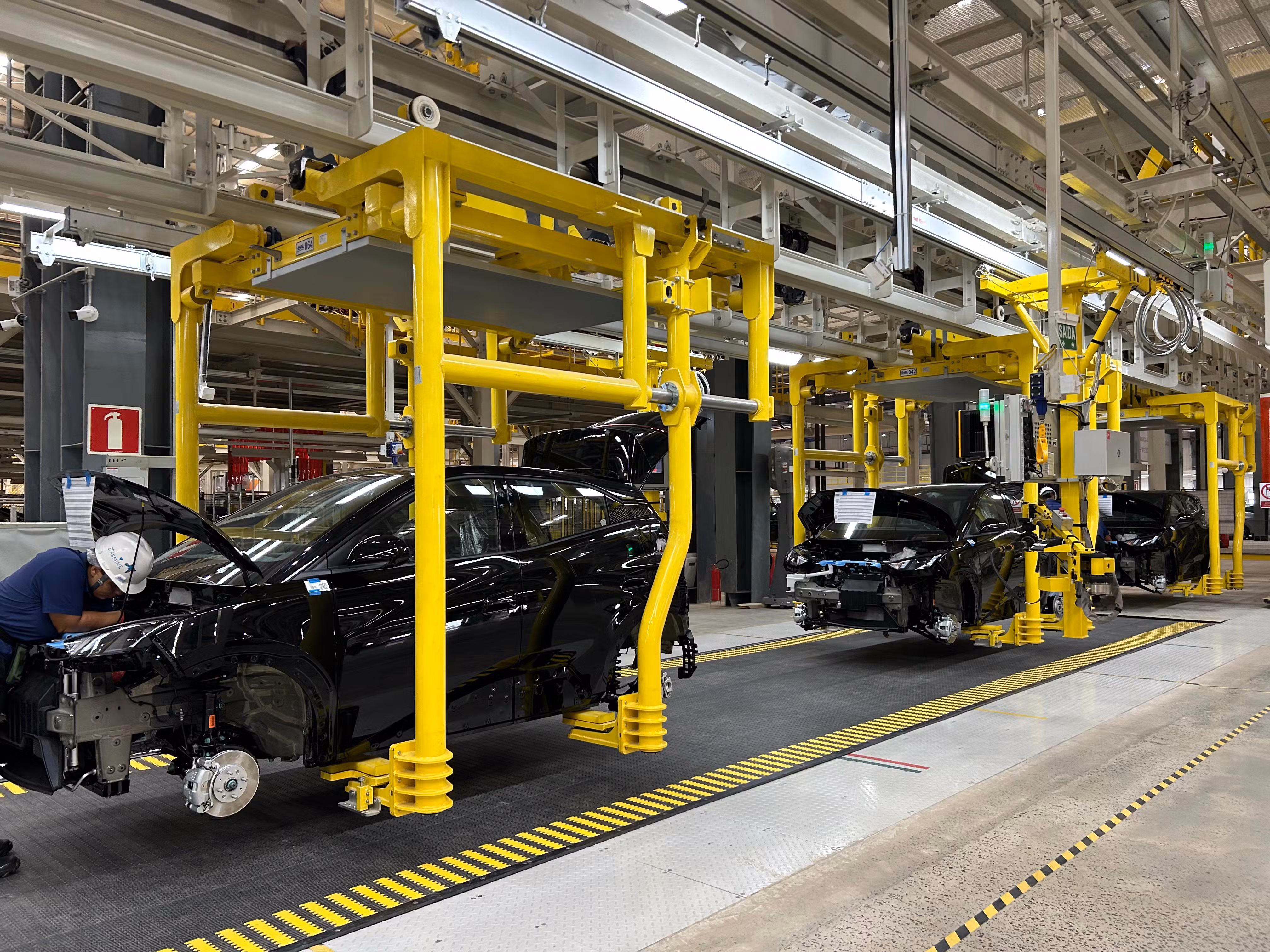 O que é carro produzido em CKD? E por que montadoras no Brasil reclamam dessa estratégia das marcas chinesas