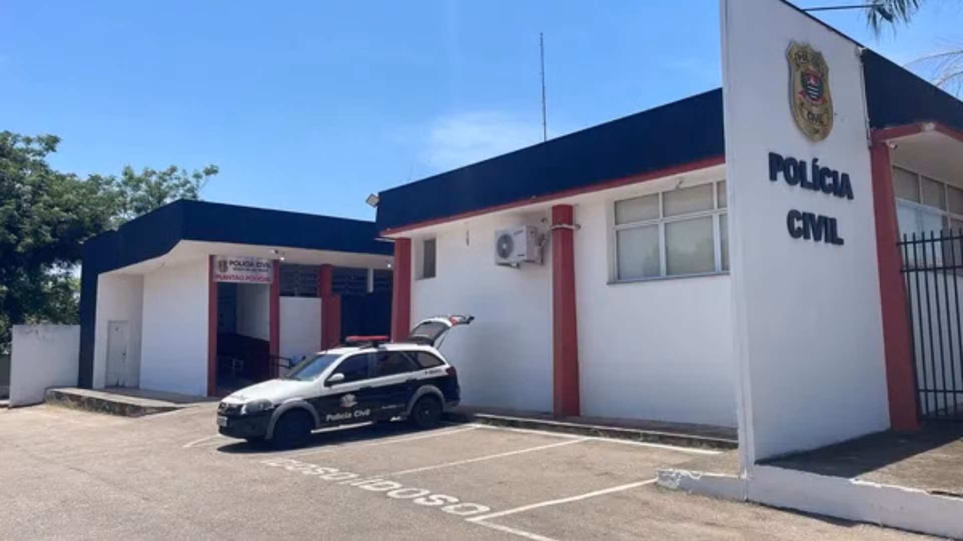 Homem aponta réplica de arma de fogo a policiais militares e morre após reação em Itu