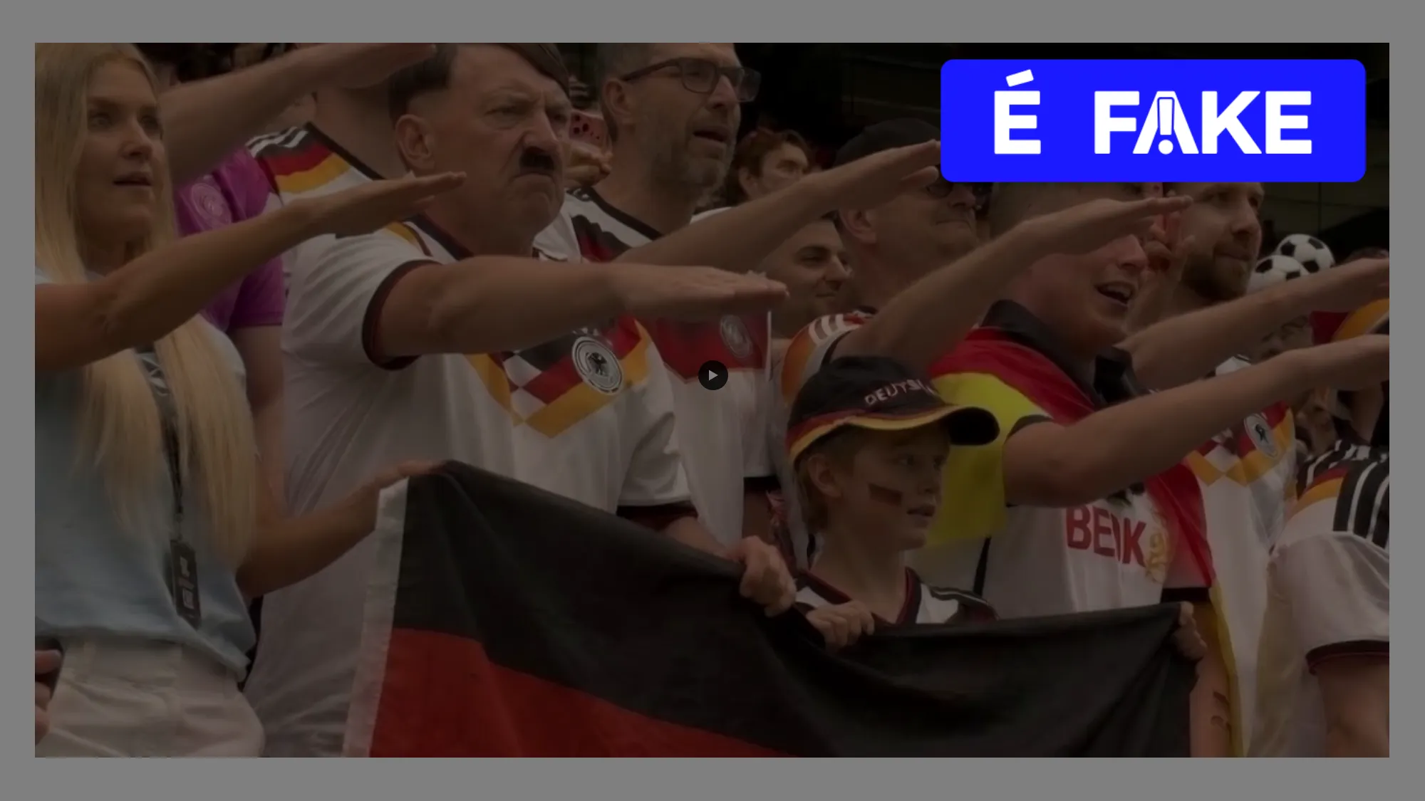 É #FAKE que vídeo mostre sósia de Hitler na arquibancada do jogo Alemanha x Curaçao na Copa; imagens foram manipuladas por IA