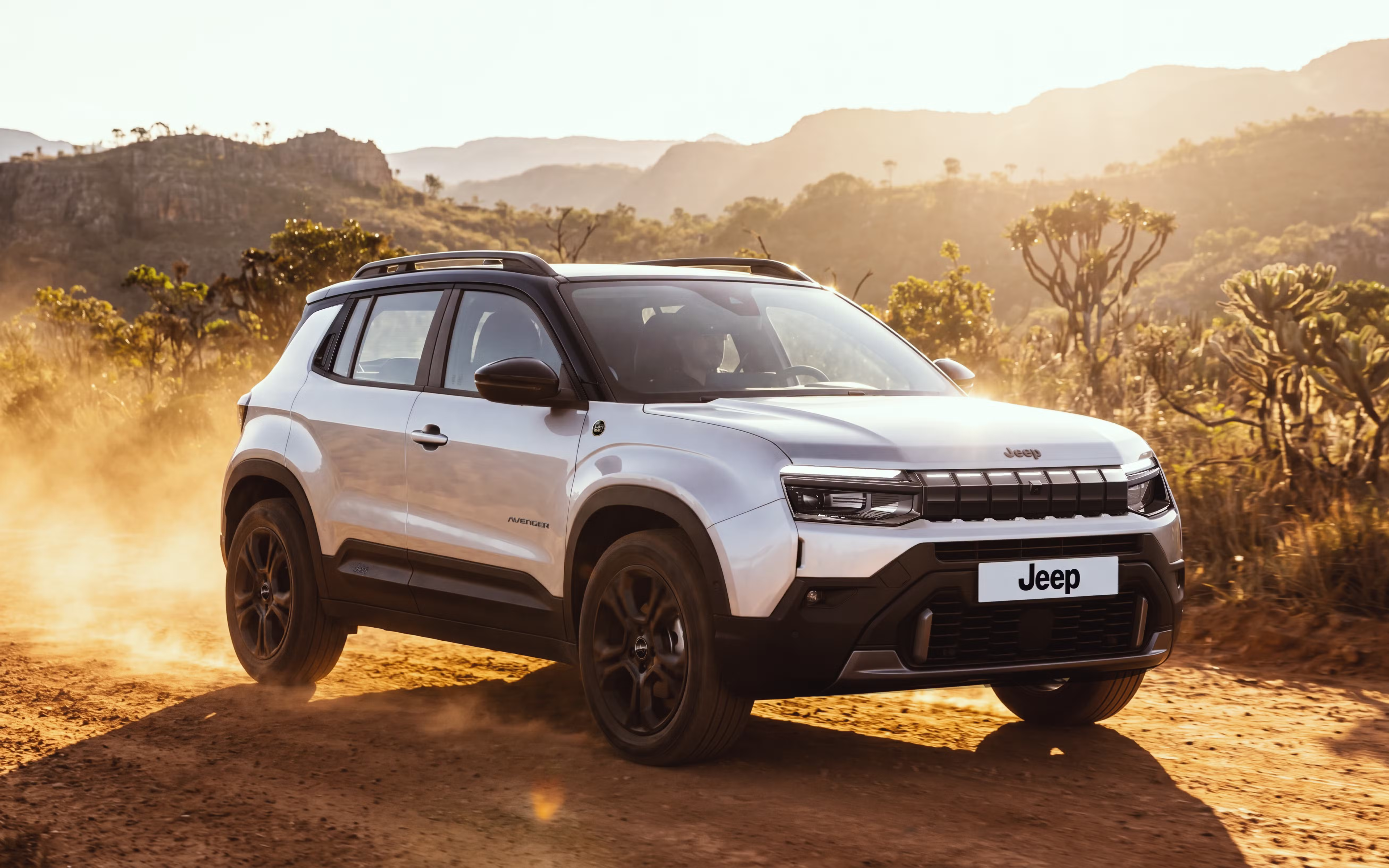 Jeep lança Série Especial 85 Anos para Renegade, Avenger, Compass e Commander
