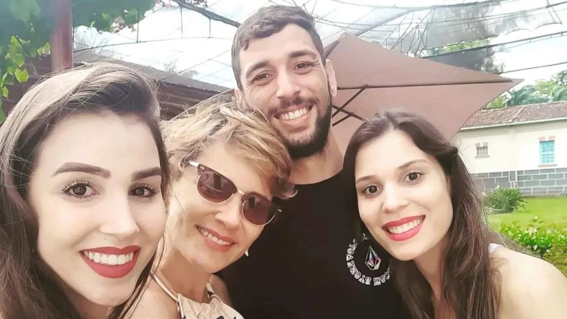 Mãe que atribui morte do filho a vício em jogos comemora proibição de bets no Brasil: ‘É apenas o começo’