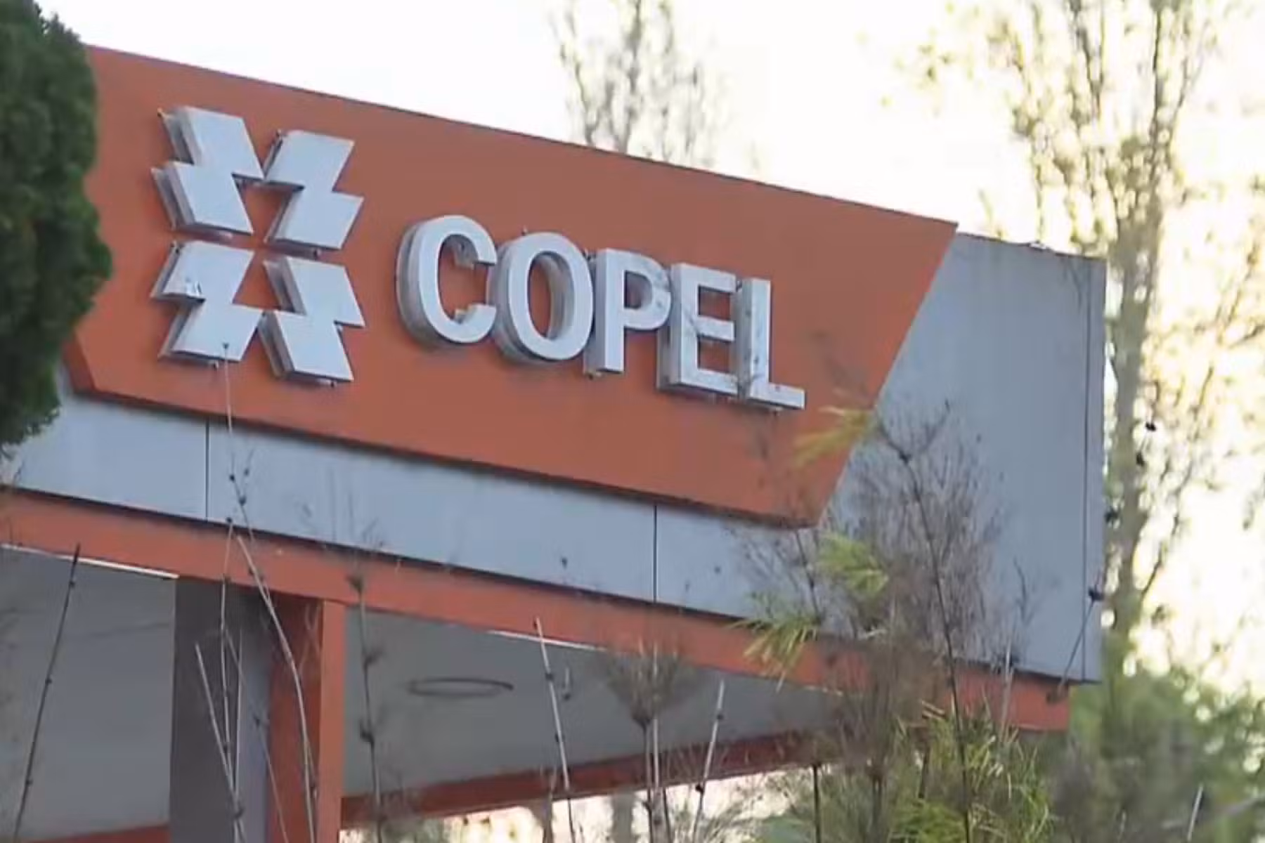 Processo seletivo da Copel prevê contratação de mais de 140 eletricistas e está na reta final; veja onde vagas são ofertadas
