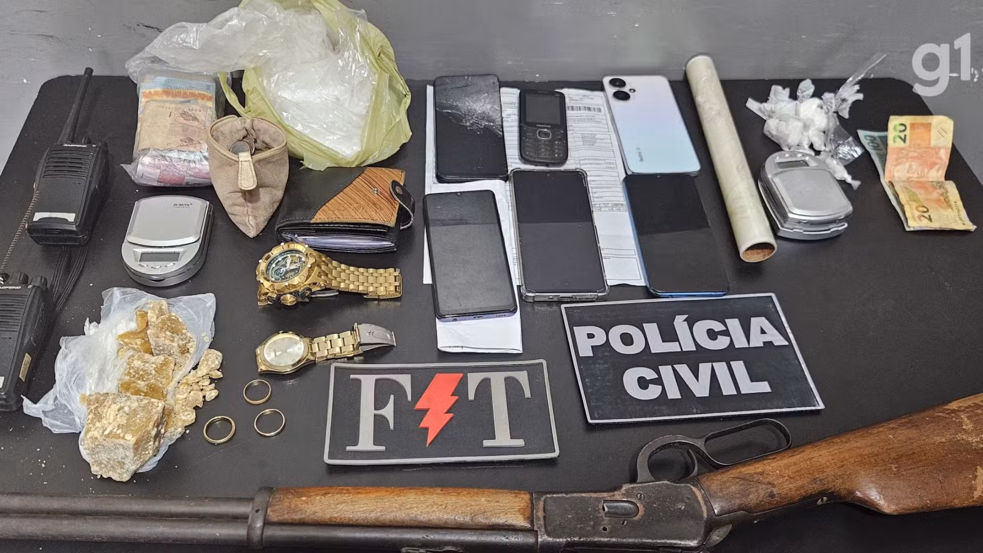 Quatro pessoas são presas durante operação contra o tráfico de drogas em Pinheiro