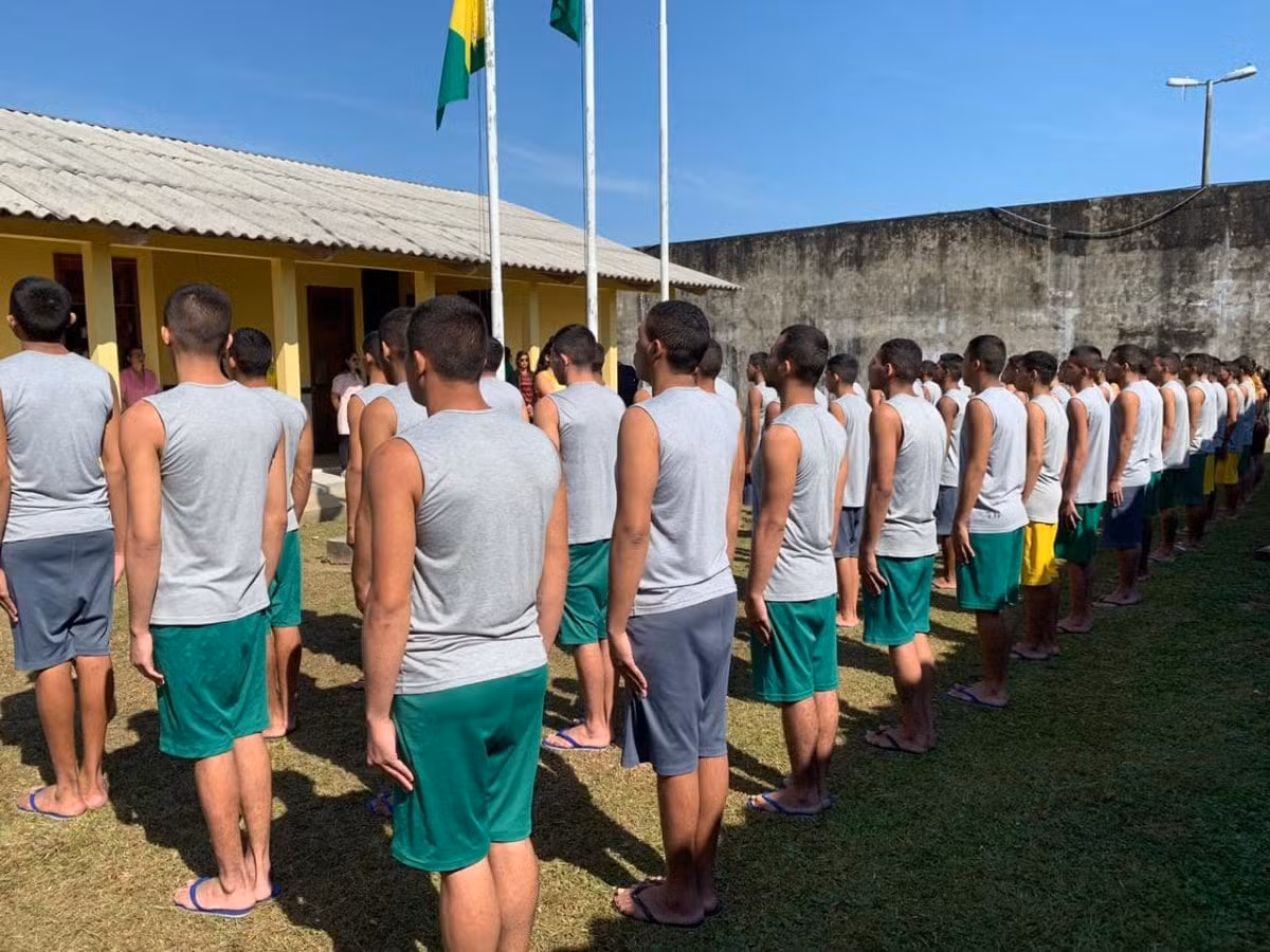 Cai 54% a quantidade de adolescentes que cumprem medida socioeducativa no Brasil em 9 anos