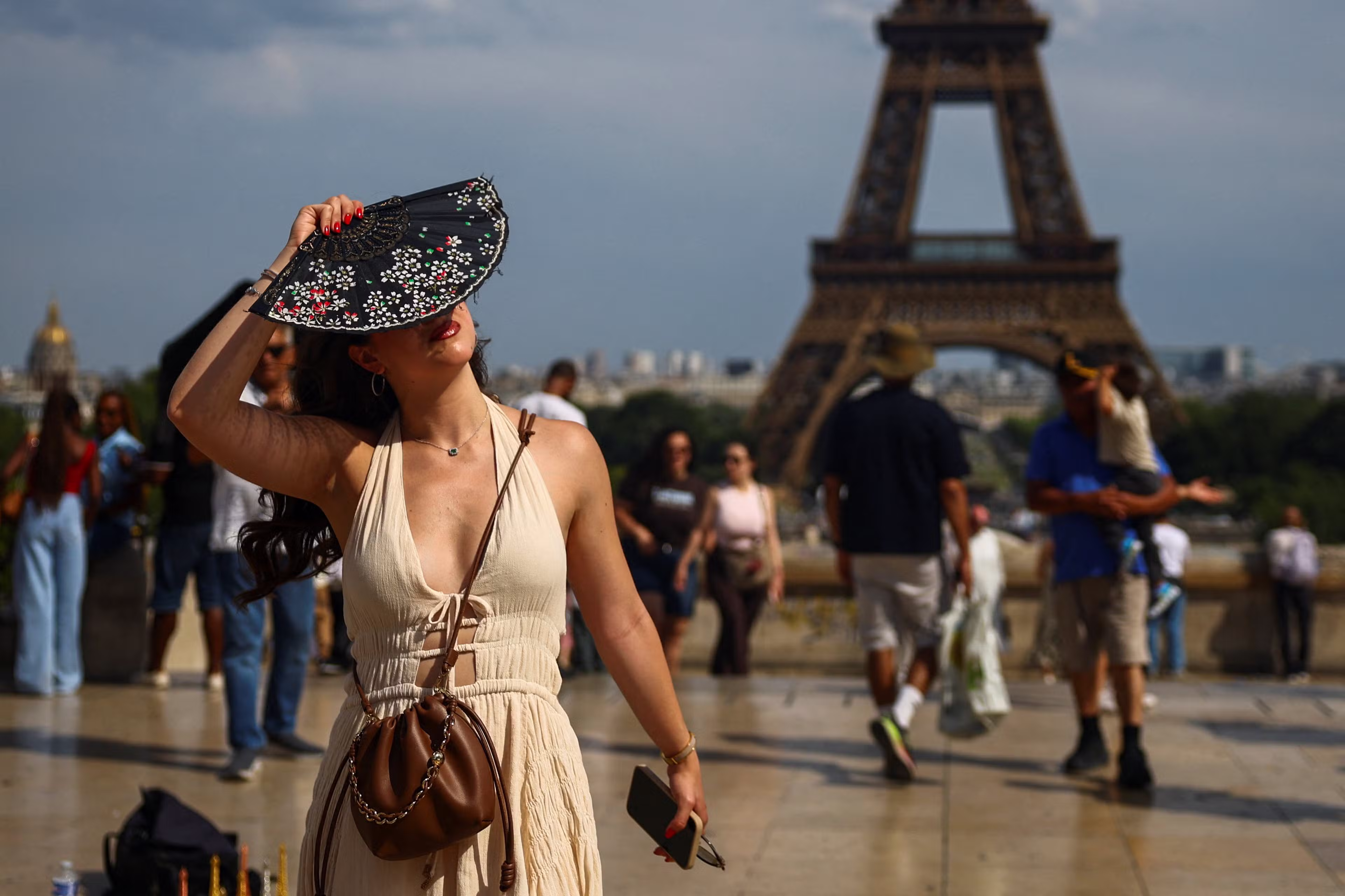 Europa enfrenta onda de calor com mortes, temperaturas recordes e impactos na economia