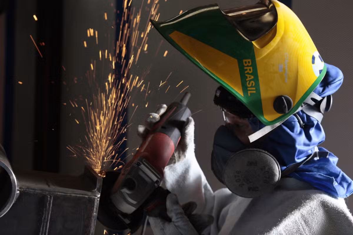 Petrobras tem 150 vagas para cursos técnicos gratuitos em São José dos Campos; saiba como se inscrever