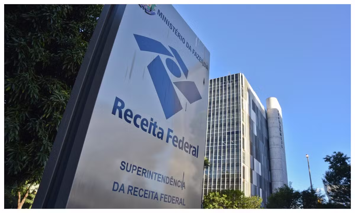 Receita atualiza informações e lista 22 empresas classificadas como devedoras contumazes