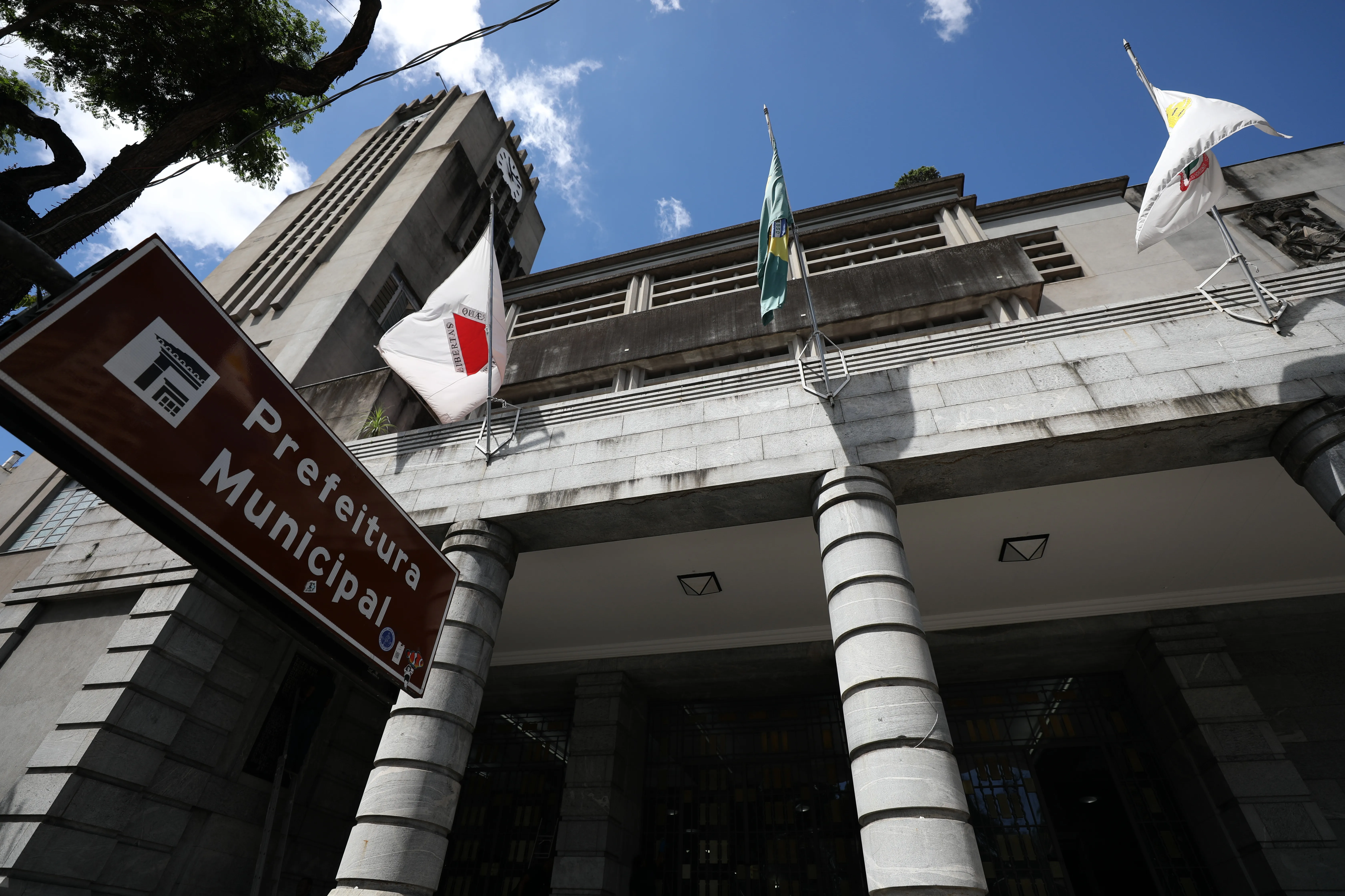 Prefeitura de BH proíbe publicidade de bets em espaços públicos municipais