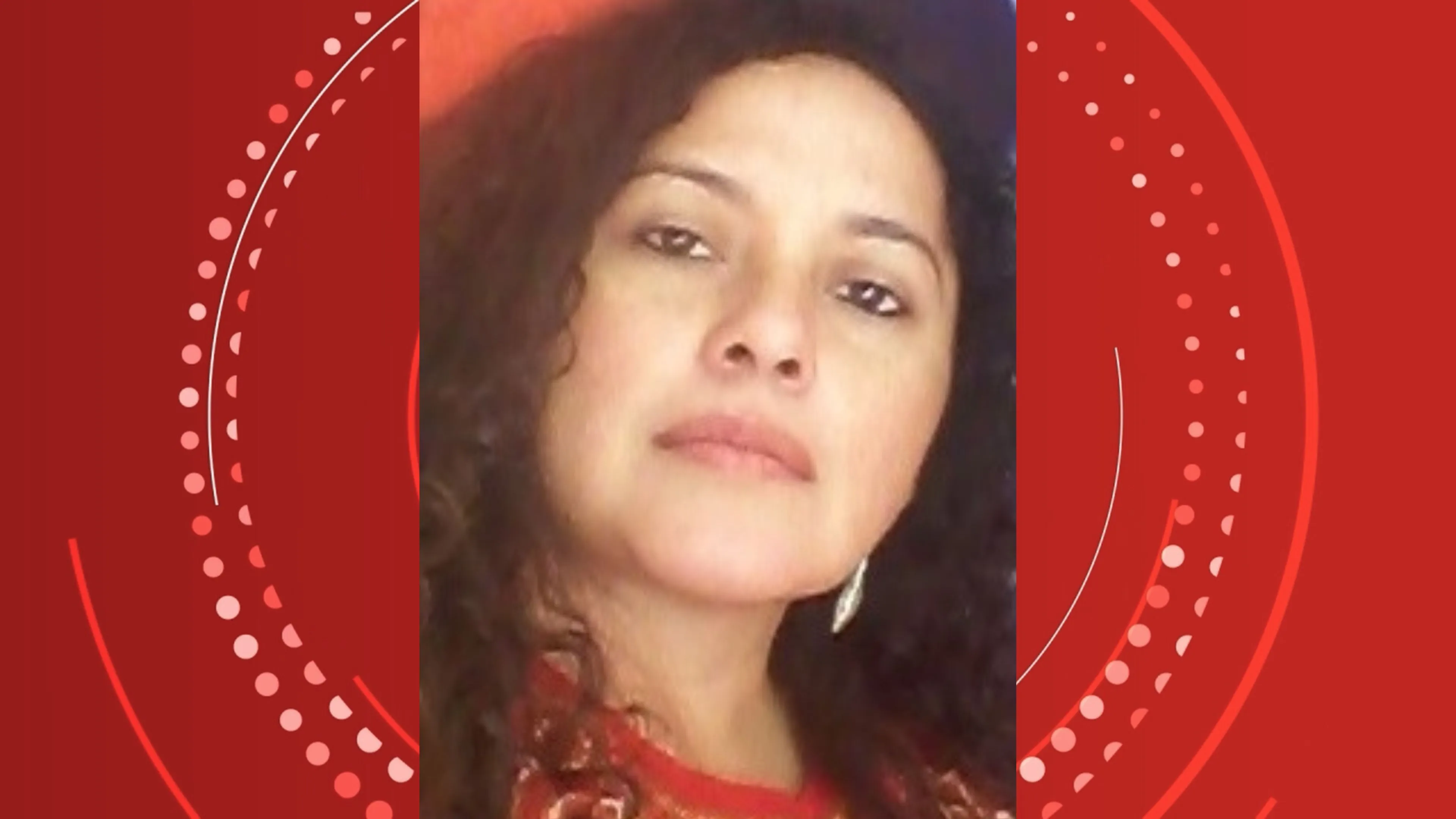 Servidora morre em acidente entre caminhonetes na BR