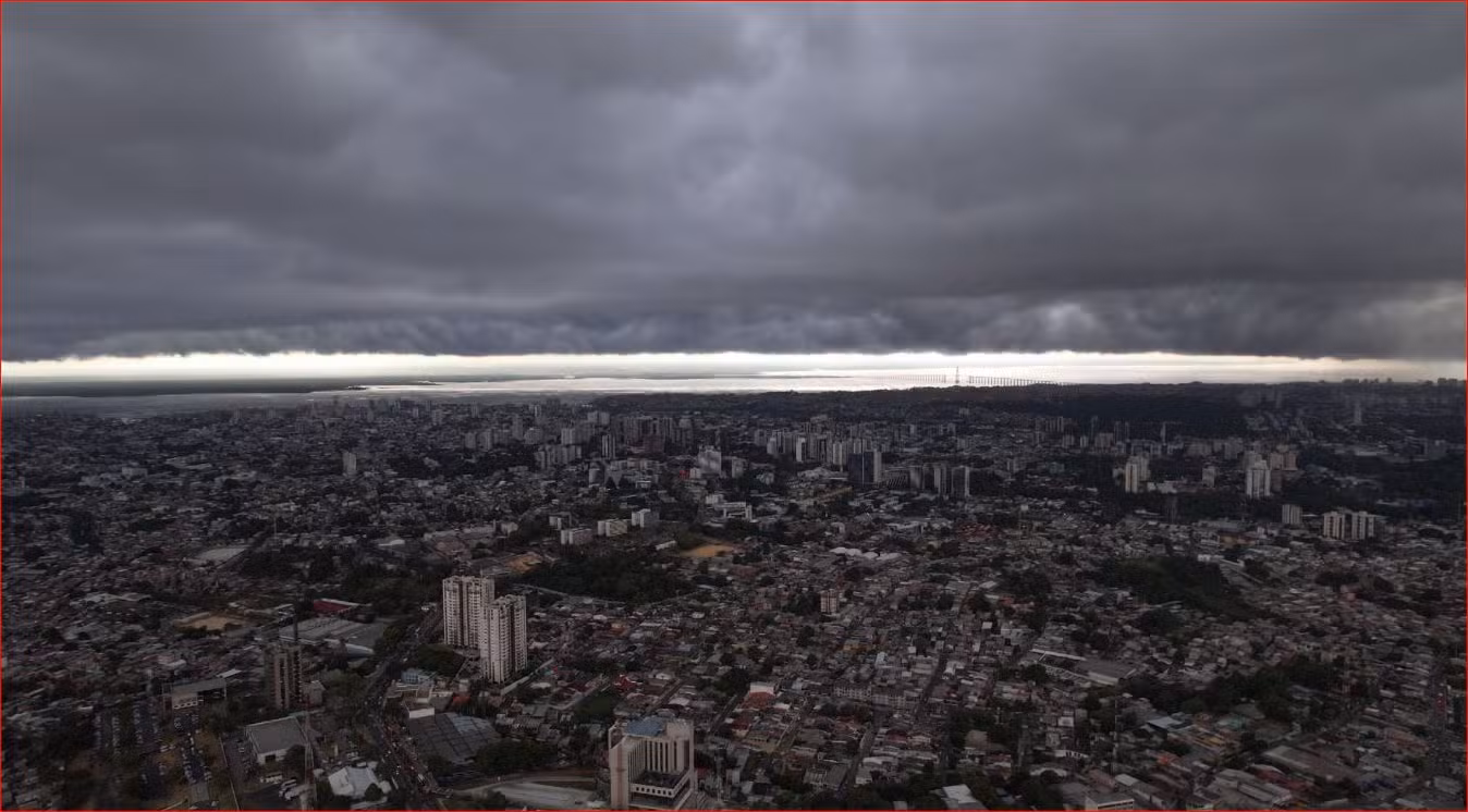 Previsão do tempo: temporais atingem Sul e Norte até segunda; interior do país terá calor, e São Paulo pode ter nevoeiro