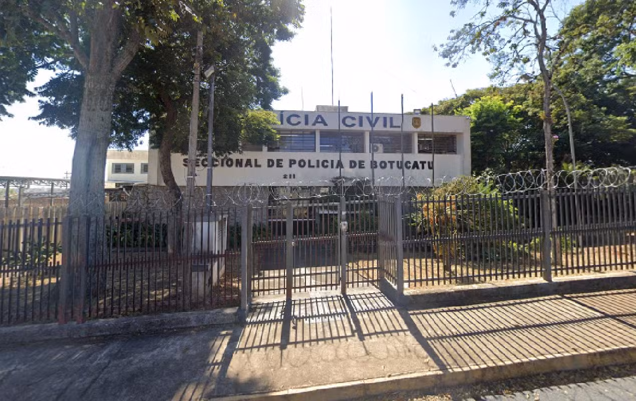 Homem é preso suspeito de disparar gás de pimenta contra estudantes após se irritar com barulho de acampamento escolar em Conchas