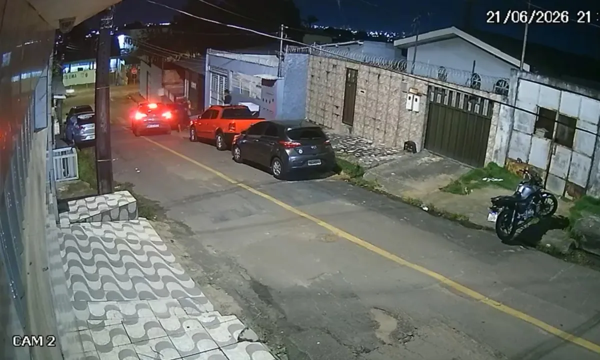 Vídeo mostra assalto contra pedestres na Zona Norte de Manaus; suspeitos foram presos