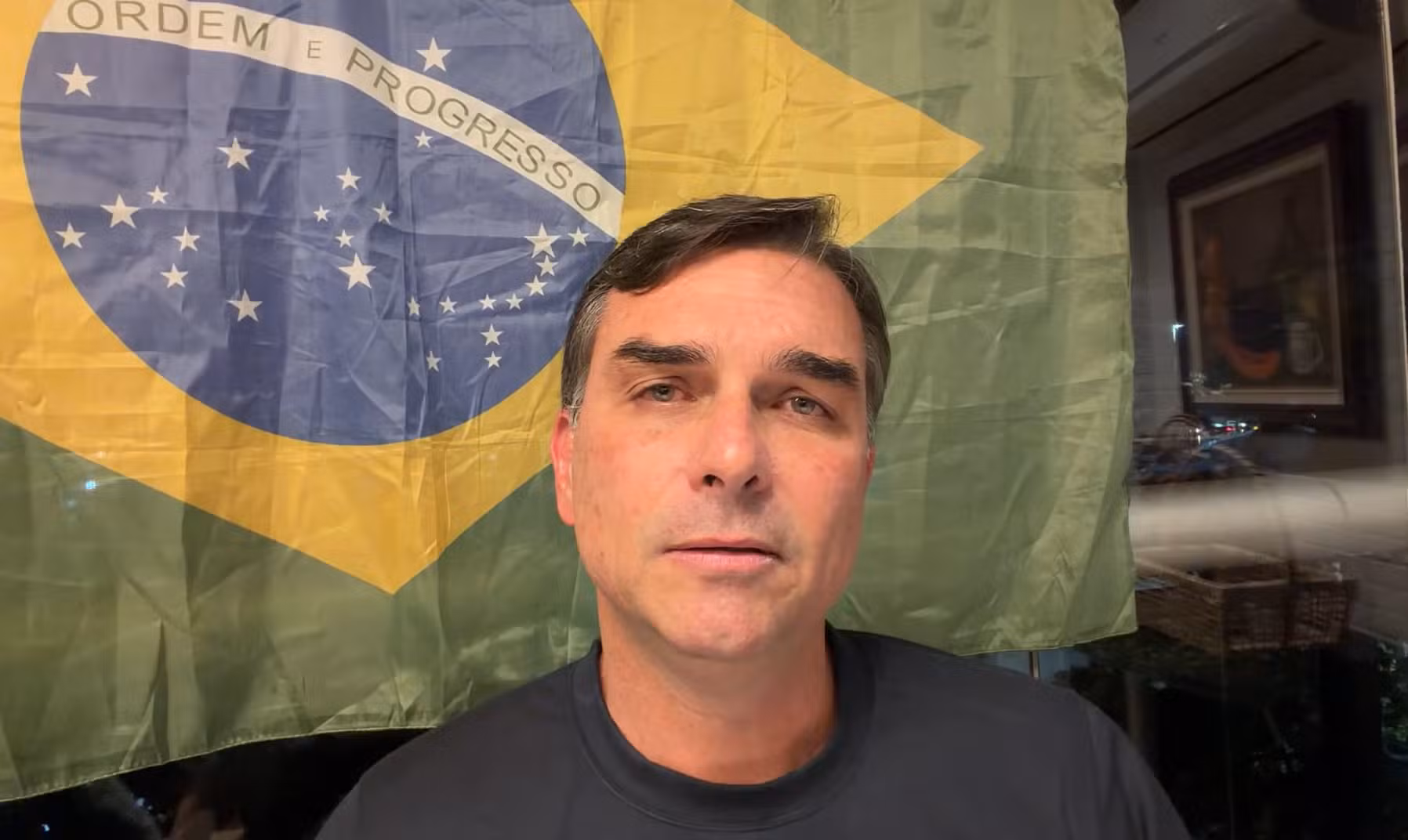 Quaest: Flávio Bolsonaro perde apoio na direita não bolsonarista