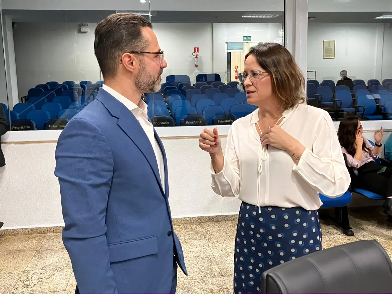 Primeira ex-aluna a ser eleita reitora da Unitau, Letícia Maria toma posse nesta sexta