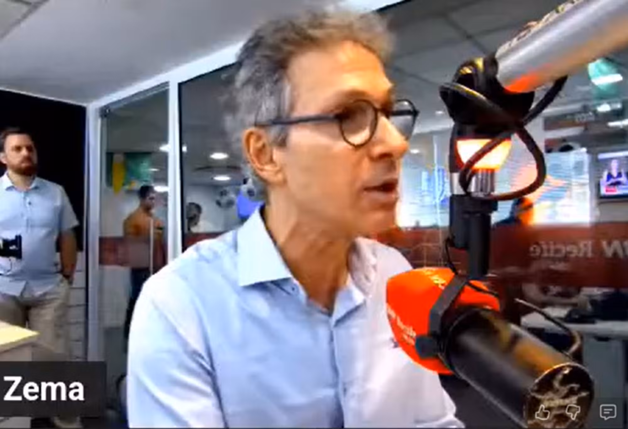Zema diz que 'nunca foi próximo' de Flávio Bolsonaro e volta a criticar o STF: 'Poder incendiário'