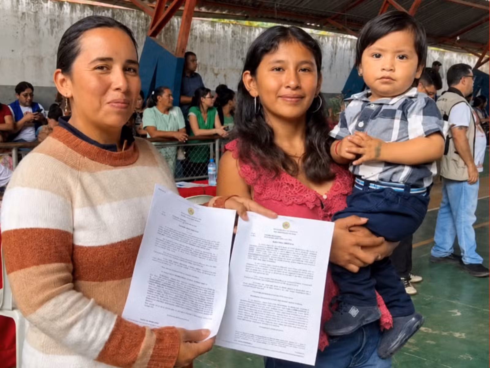 Adolescente consegue corrigir sobrenome errado na certidão de nascimento após 16 anos no AC