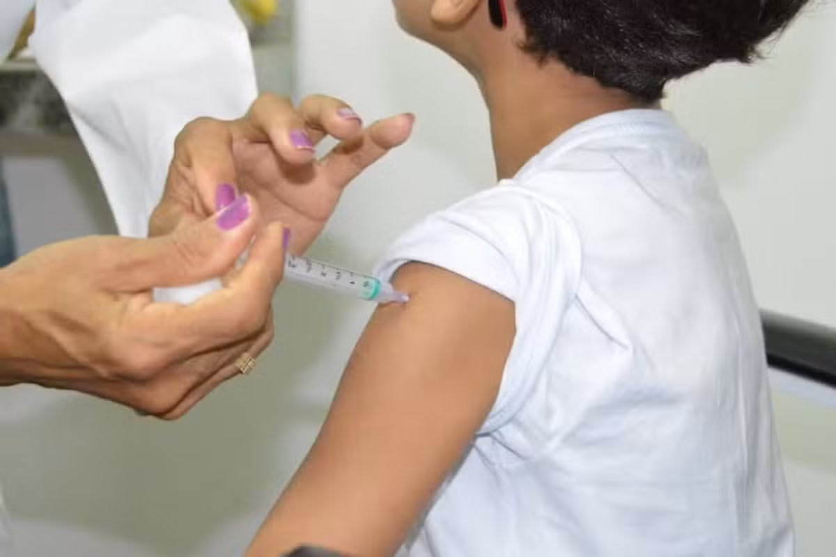 Vacina Pneumo 20 começa a ser aplicada em crianças da Baixada Santista; veja cidades e locais