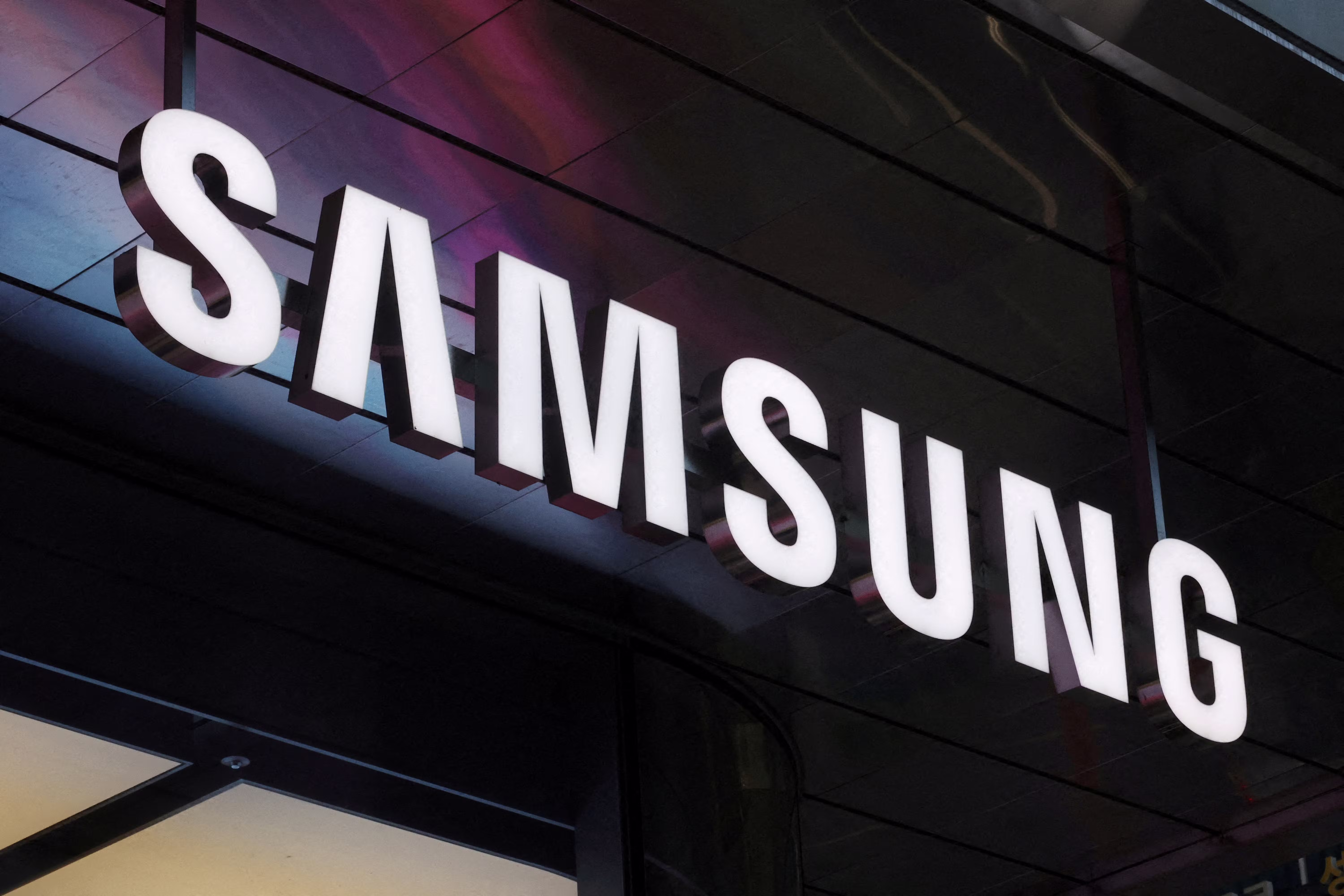 Samsung corta empregos nos EUA e oferece realocação antes da mudança da sede