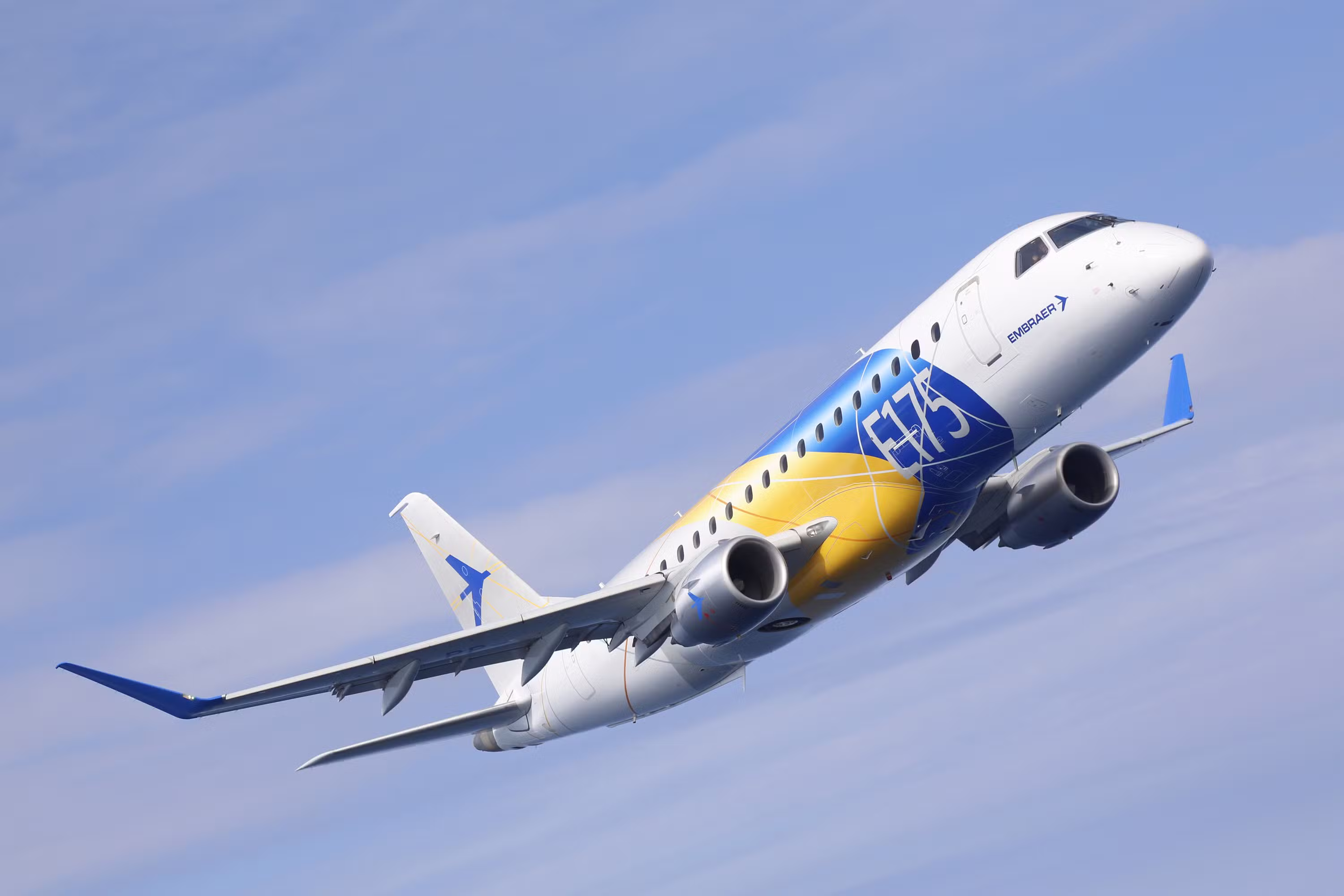 Embraer anuncia venda de dois aviões ao Japão e parceria para integrar míssil ao cargueiro C