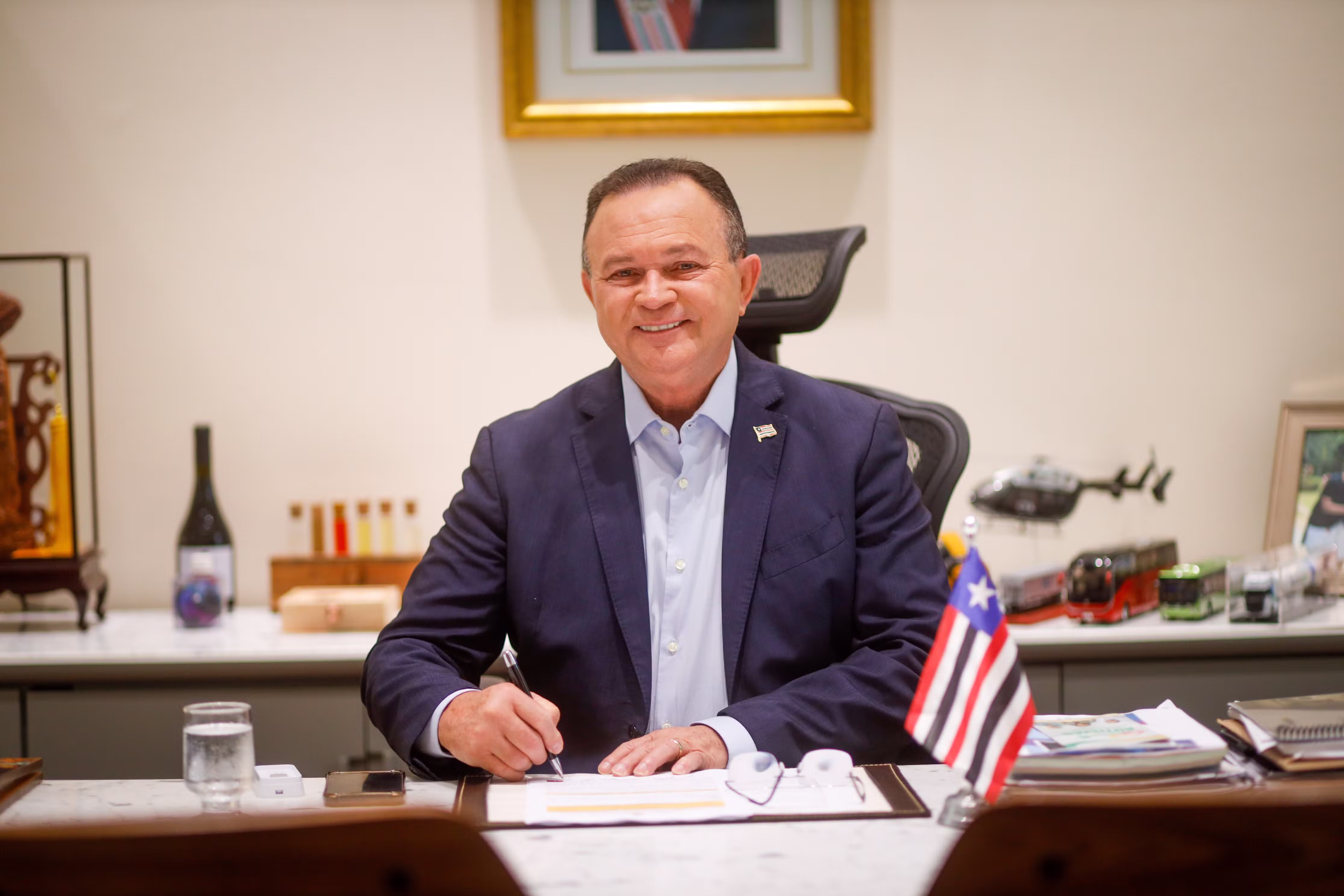 Promessas de Carlos Brandão: governador do Maranhão ampliou policlínicas, mas não instalou energia solar