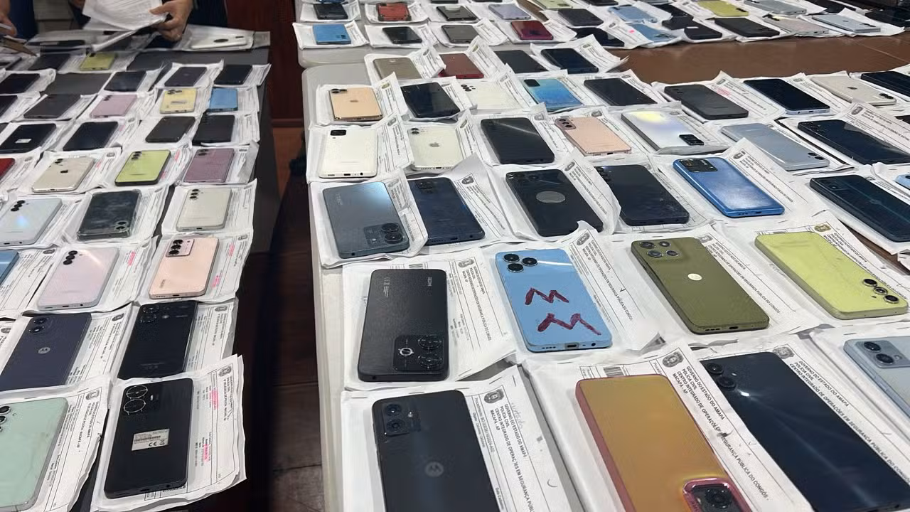 Operação recupera mais de 6 mil celulares roubados ou furtados em 10 dias, diz Ministério da Justiça