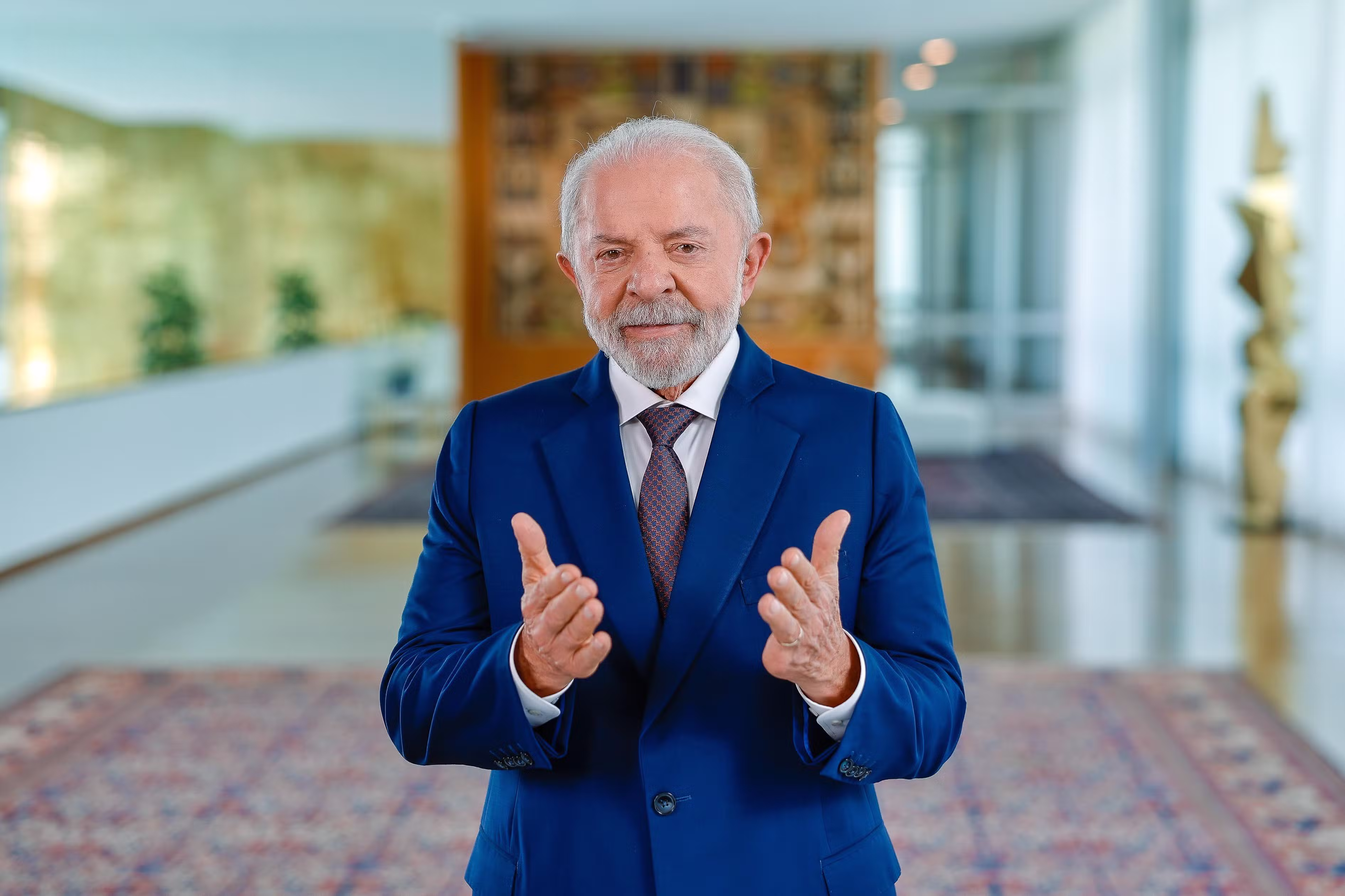 Promessas de Lula: governo aprovou reforma tributária e isenção do IR, e não recriou Ministério da Segurança