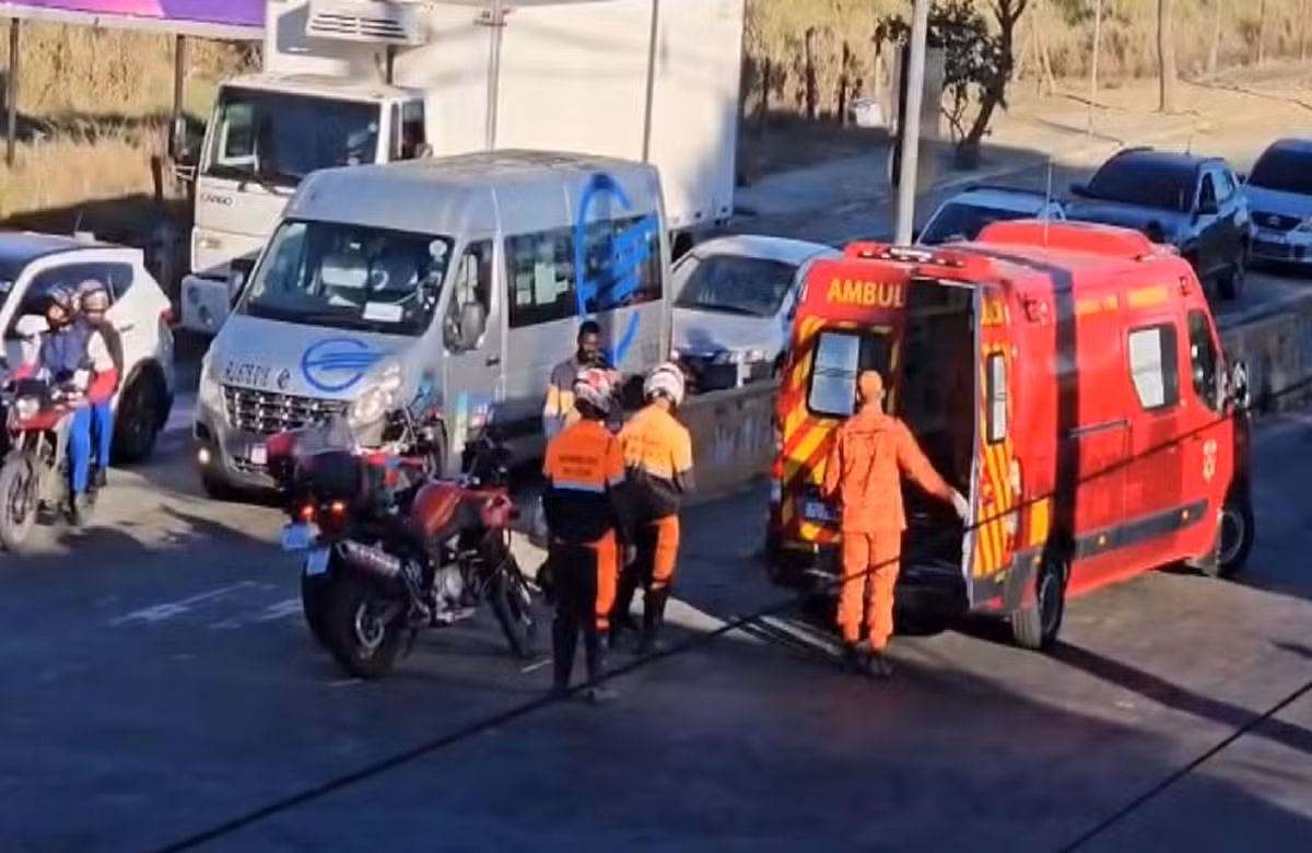 Sequência de acidentes alerta para segurança no trânsito em Campos