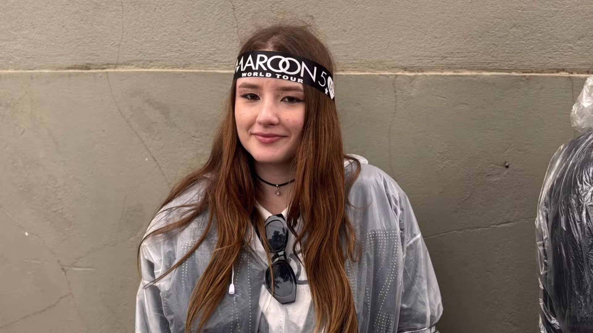 De capa de chuva, fãs encaram fila e mau tempo pelo Maroon 5 em Rio Preto: ‘Minha ansiedade está nas alturas’