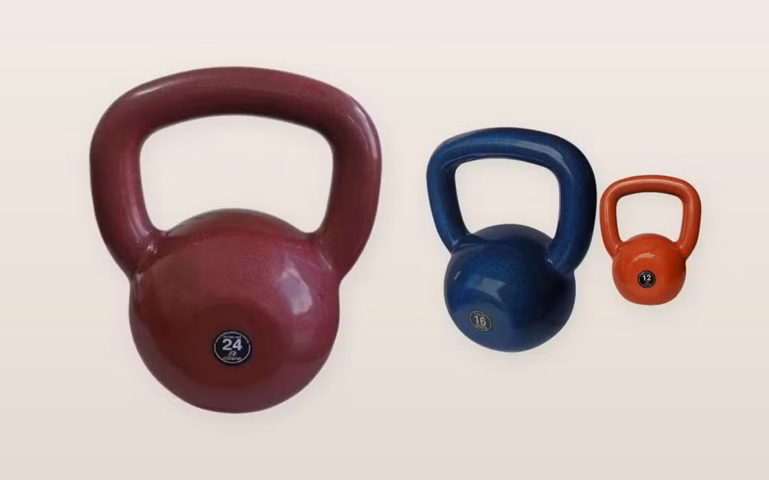 Kettlebell e anilha de ferro fundido: por que o material importa