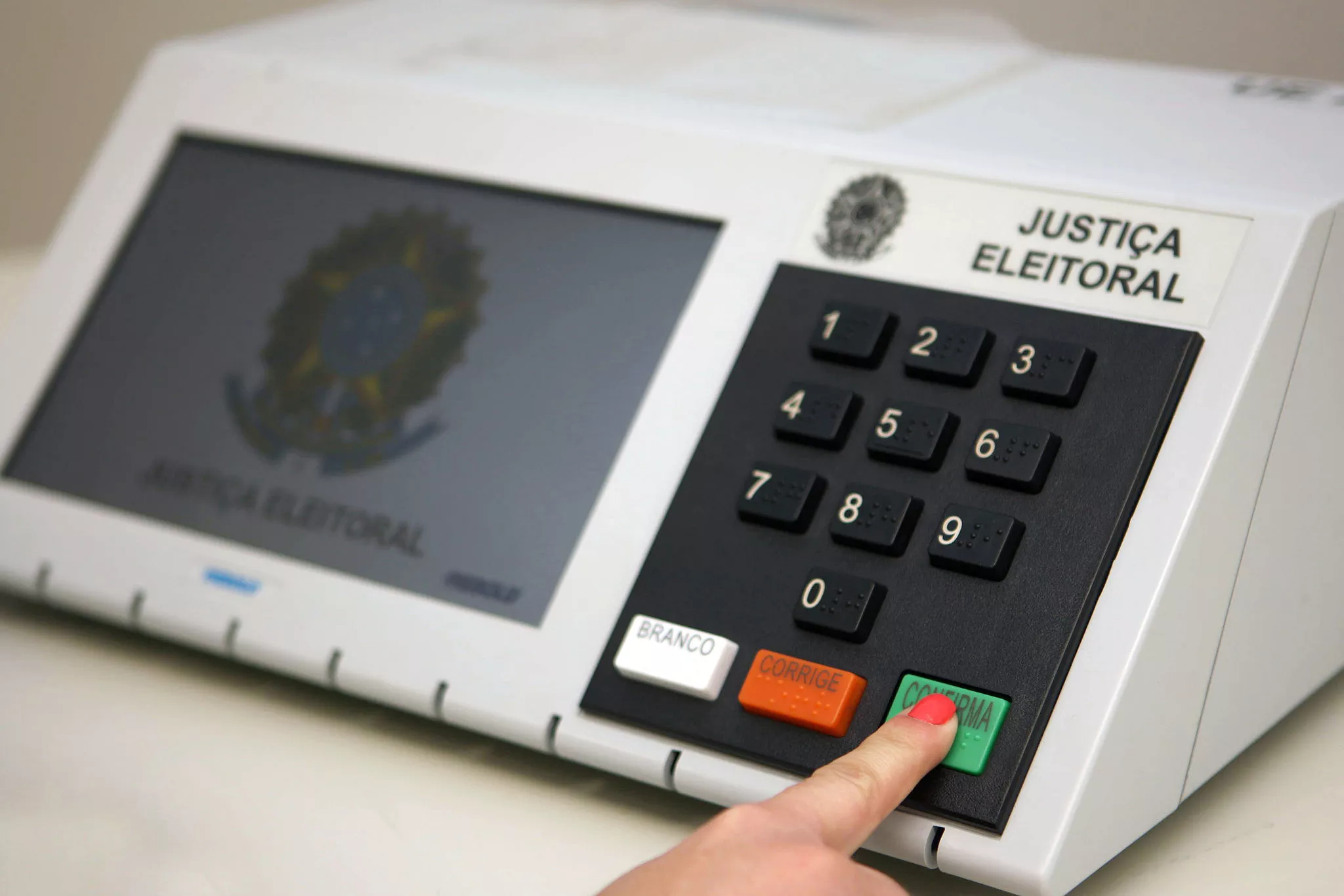 Datafolha: Maioria dos brasileiros diz não lembrar em quem votou nas eleições de 2022 para cargos do Congresso