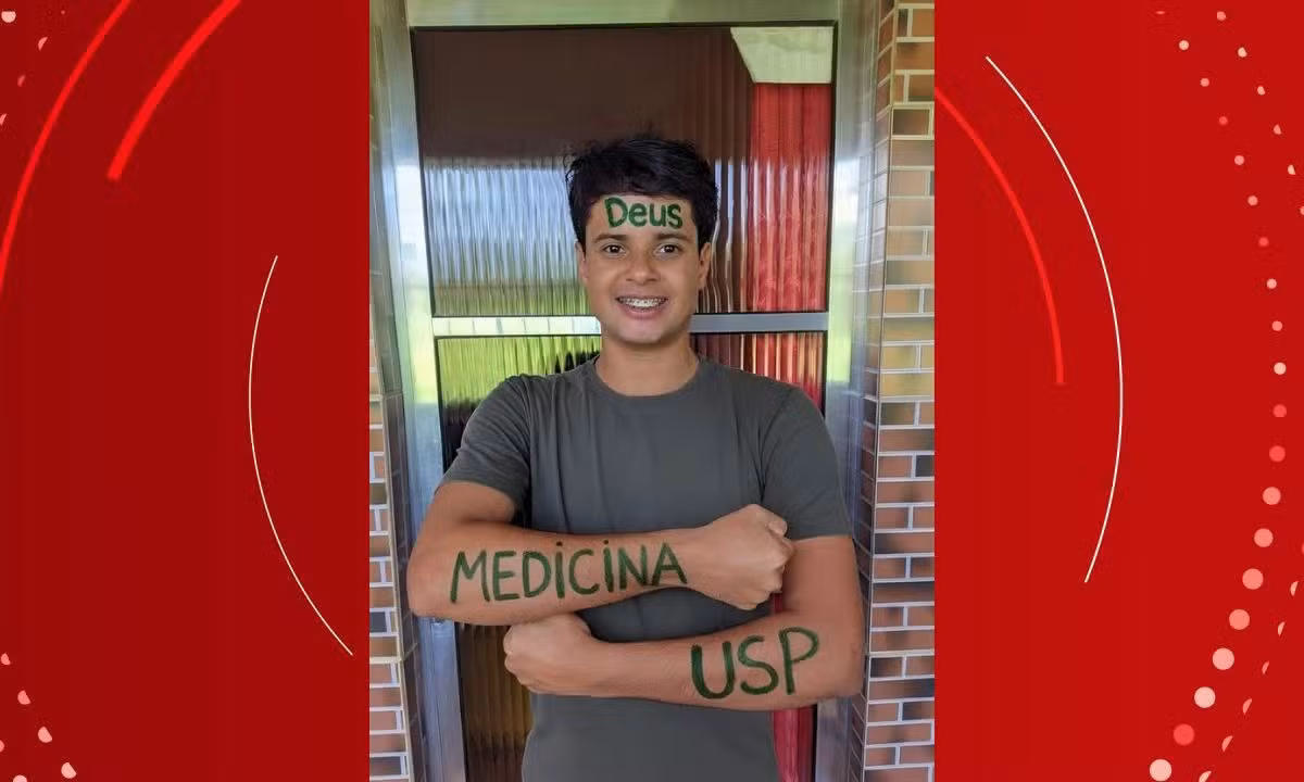 Jovem baiano que passou em 1º lugar em medicina na USP é internado em UTI após cirurgia