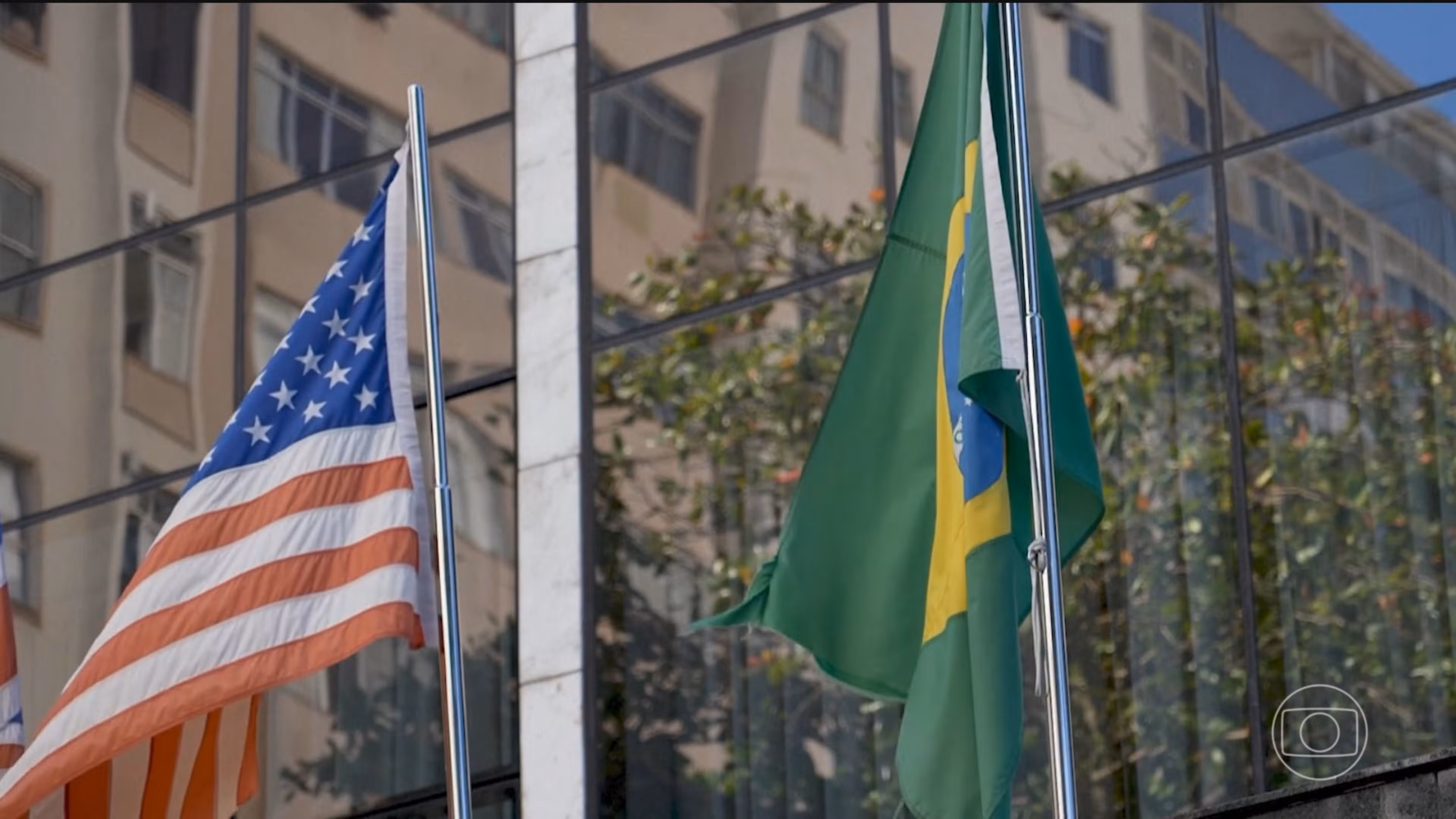 Brasil é o maior prejudicado por tarifaço de Trump, diz Financial Times