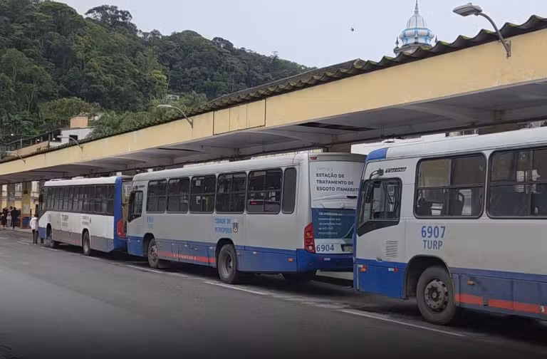 Transporte público em Petrópolis volta a funcionar