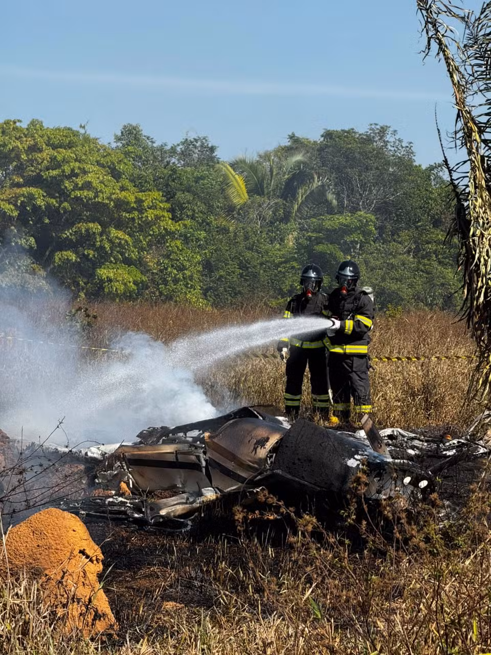 Avião que caiu em MT foi comprado há 4 meses e teria decolado sem condições de voo