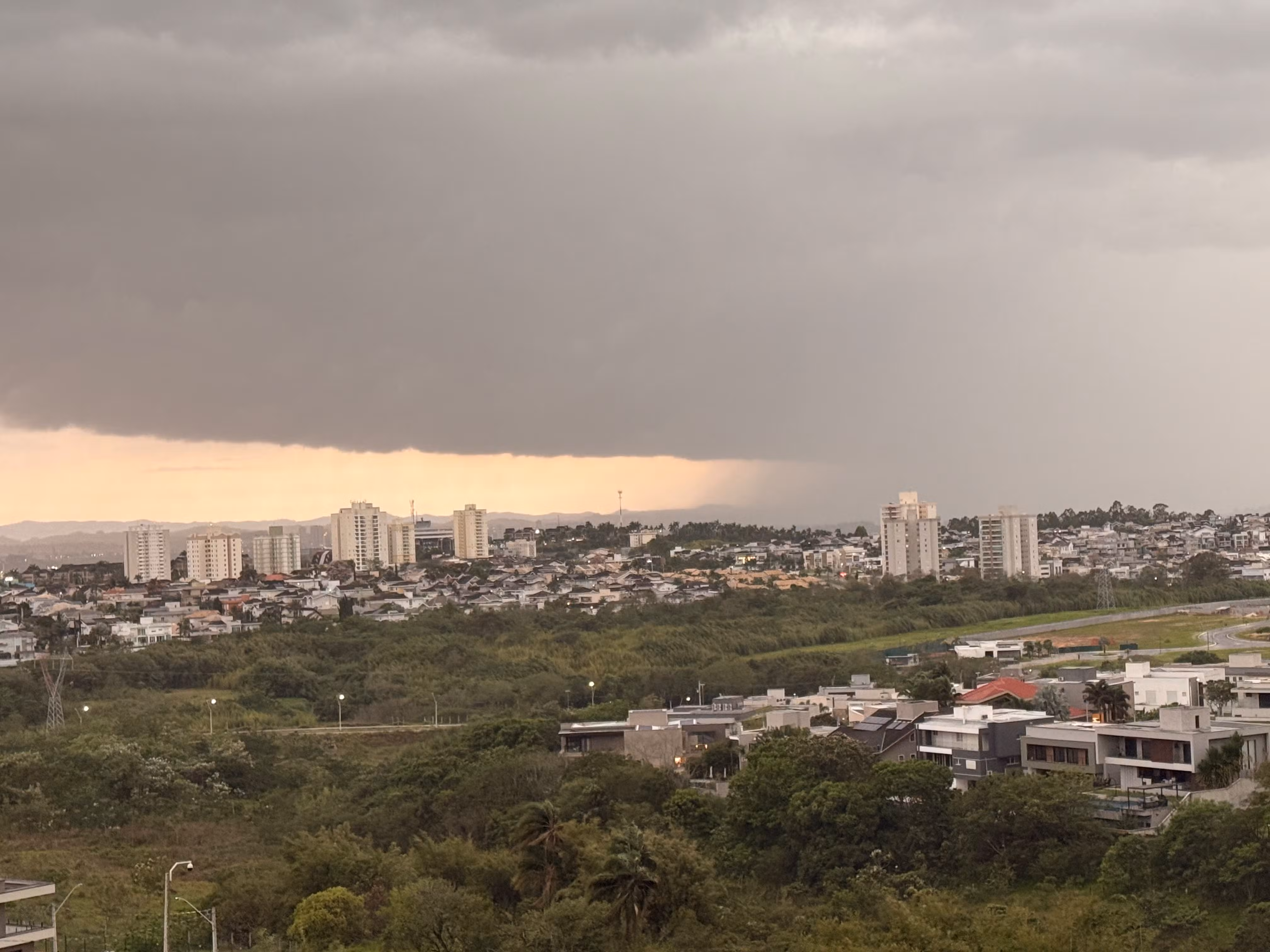 Tempo fica instável no Vale do Paraíba e Litoral Norte neste fim de semana; veja a previsão