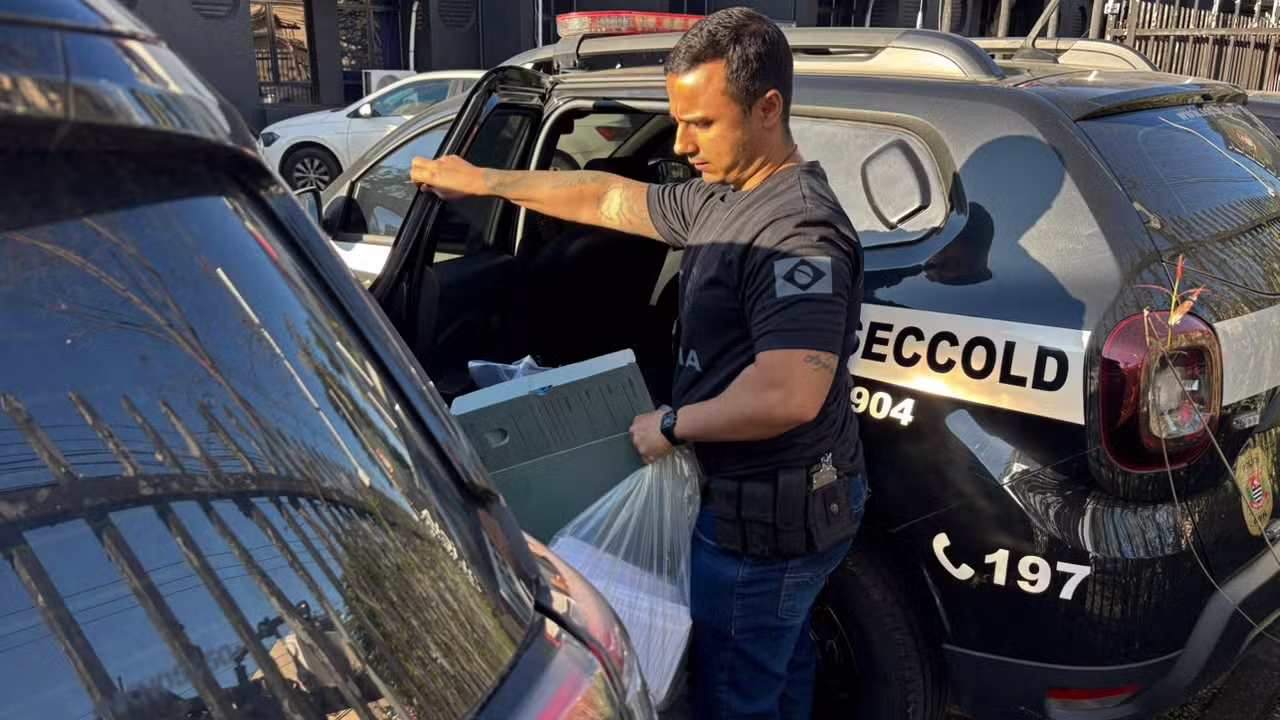 Operação mira esquema de lavagem de dinheiro ligado ao PCC e bloqueia R$ 2,5 milhões em bens, em São José dos Campos