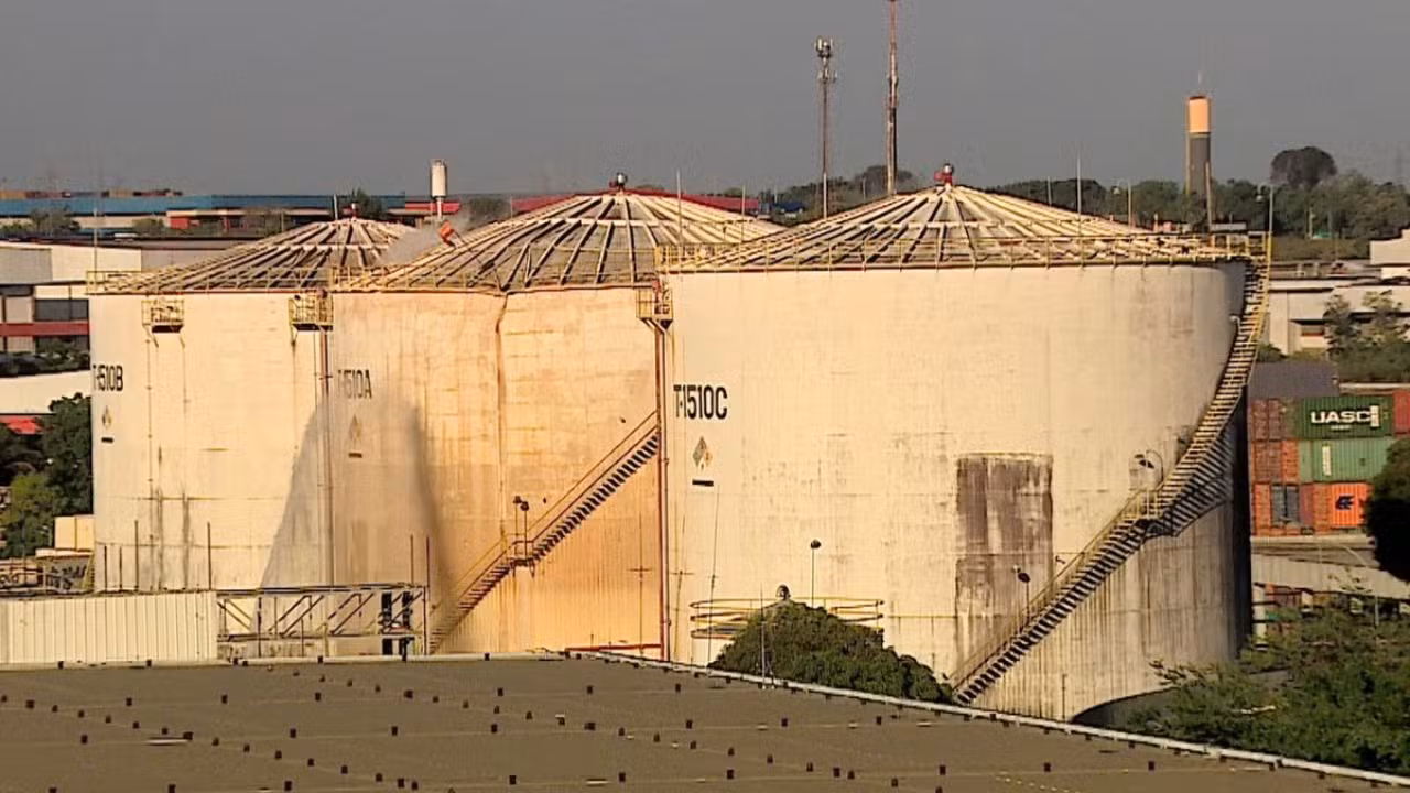 Relatos de mal-estar persistem entre moradores e trabalhadores dois dias após vazamento de gás tóxico em Manaus