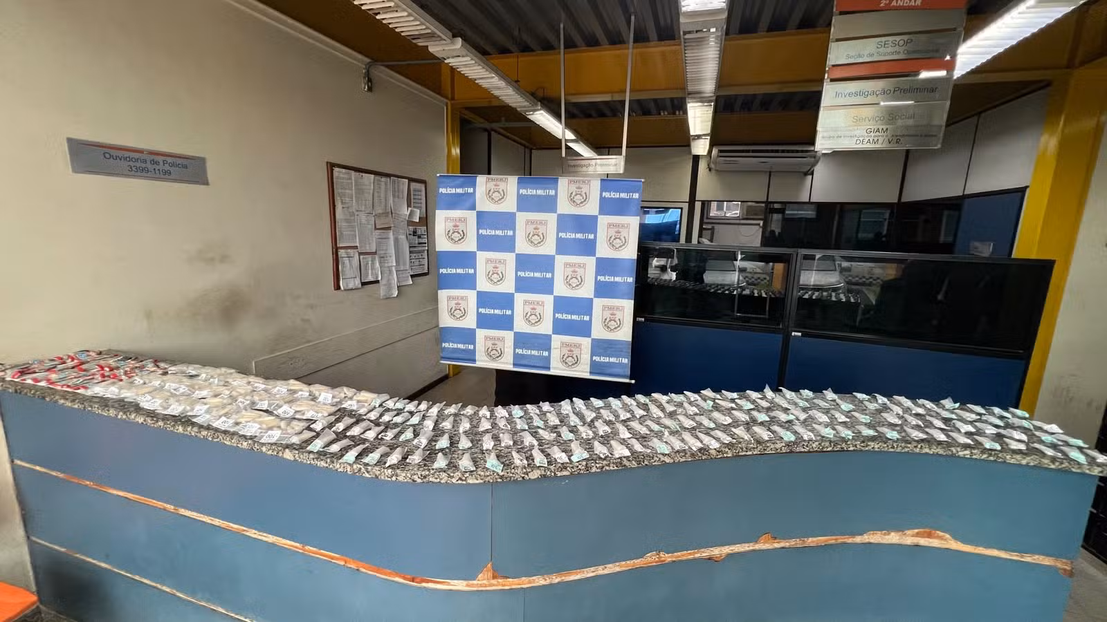 PM apreende cocaína e maconha em Barra Mansa