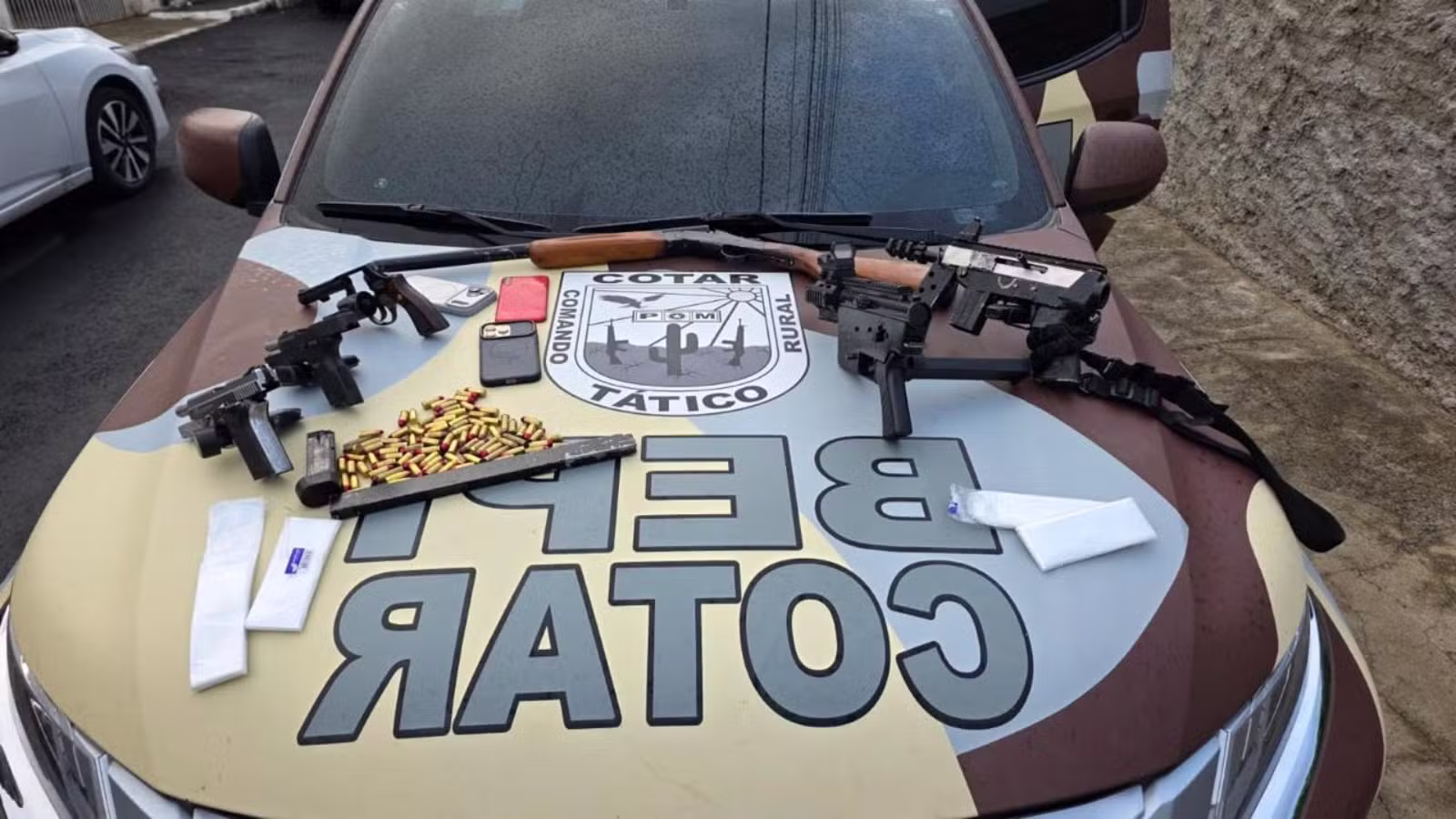 Grupo é capturado com seis armas de fogo e 86 munições no interior do Ceará