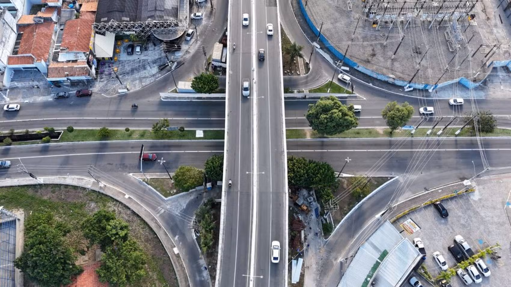 Retorno sob viaduto da Avenida Francisco Porto é liberado em Aracaju