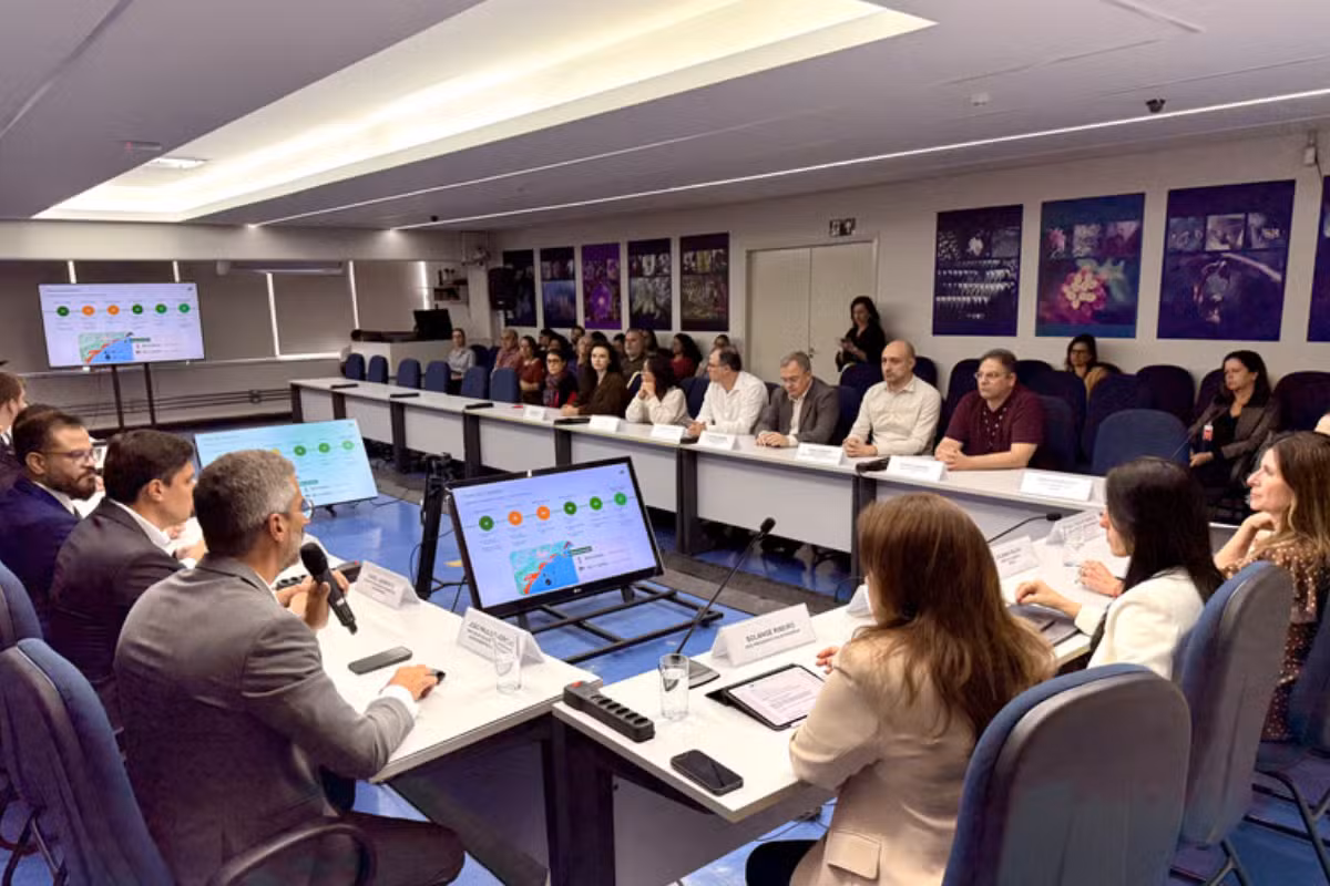 Escolas da Baixada Santista e Vale do Ribeira receberão usinas solares em projeto de R$ 6 milhões; entenda