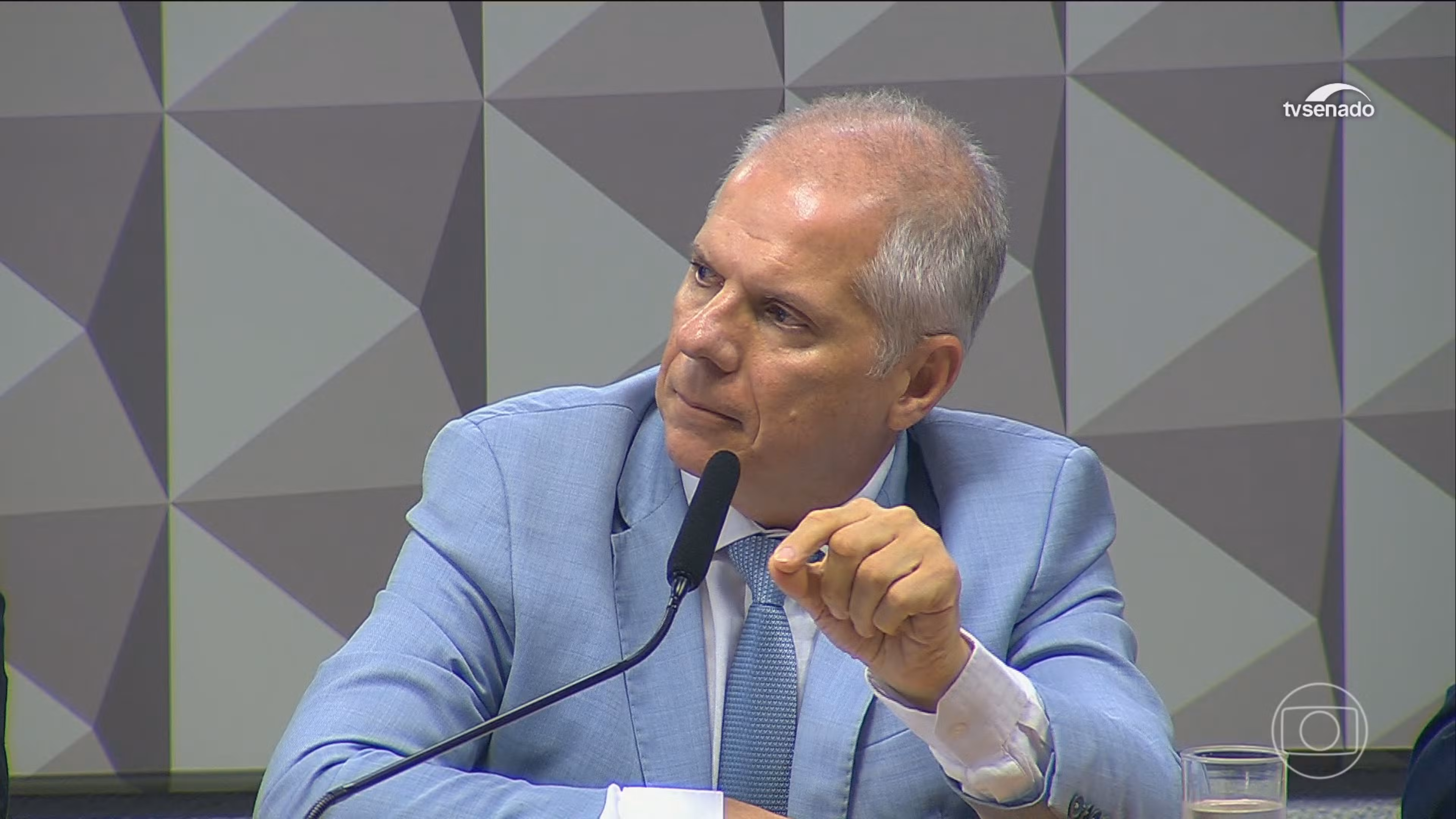 PF indicia ex-presidente do INSS e mais 47 pessoas na primeira investigação sobre descontos indevidos