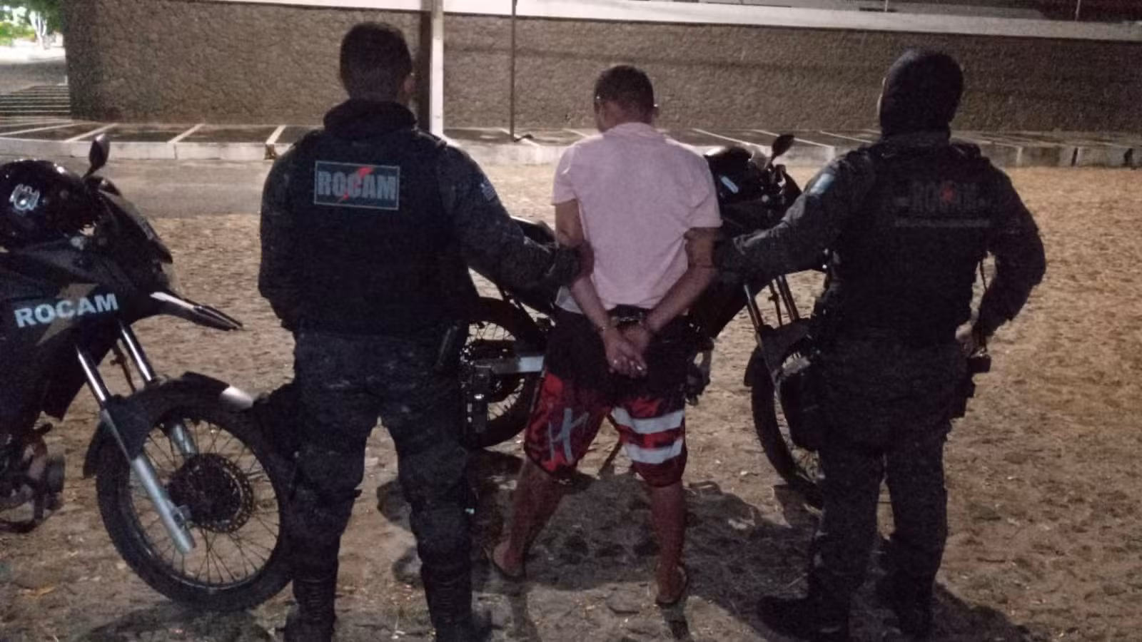 Pedreiro é preso suspeito de se masturbar diante de adolescente durante serviço em casa no PI