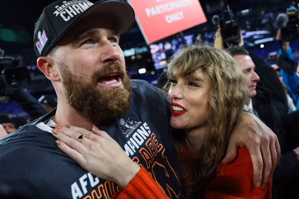 Travis Kelce, marido de Taylor Swift, estaria entre investidores afetados por esquema que movimentou US$ 35 milhões