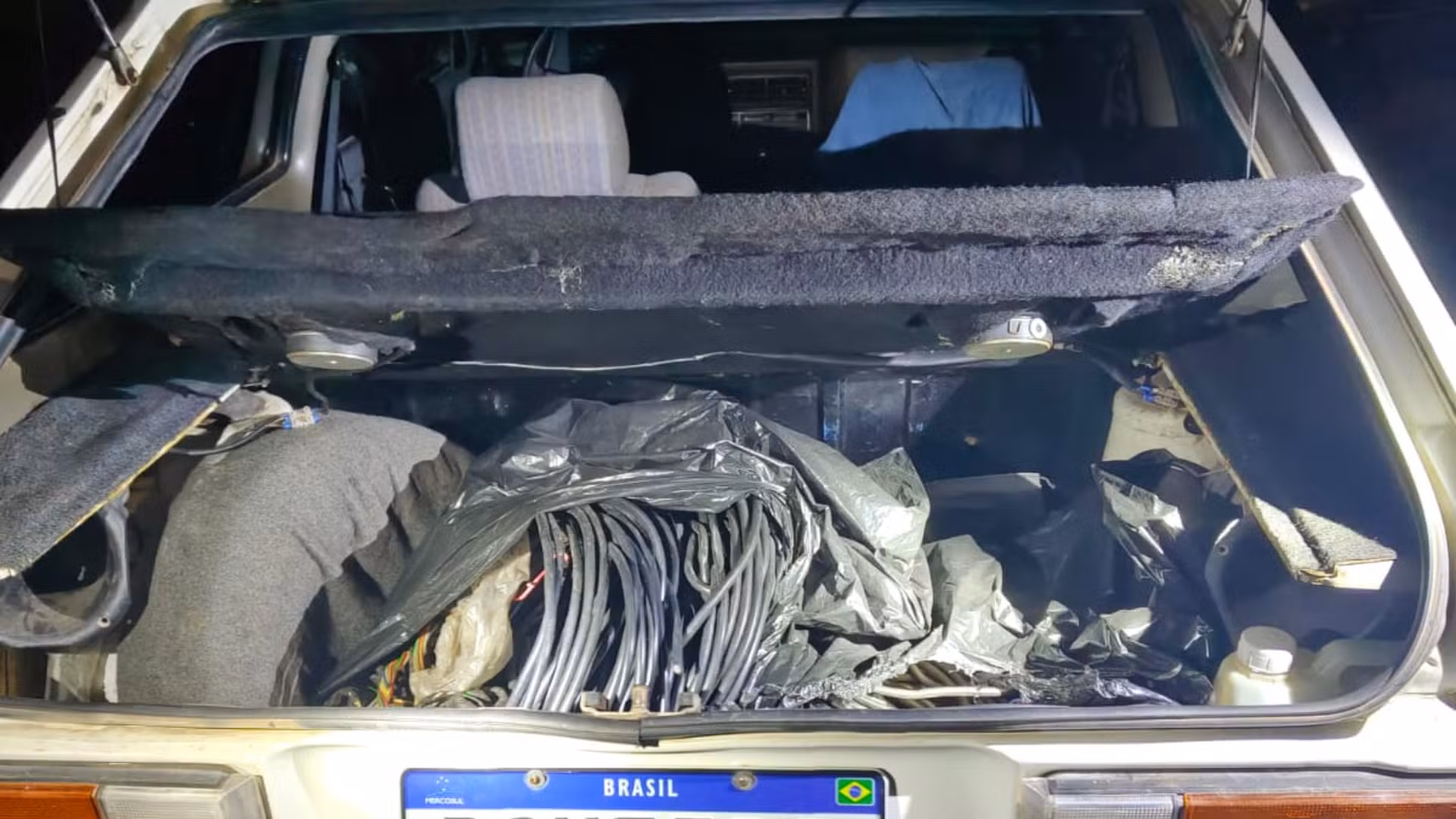Porteiro é preso suspeito de furtar cerca de 100 kg de fios de cobre em garagem municipal de Itatiba