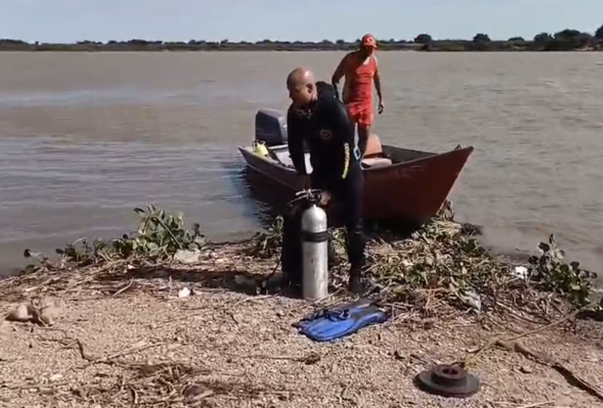 Corpo de guia de pesca é encontrado após quatro dias de buscas em rio de MS